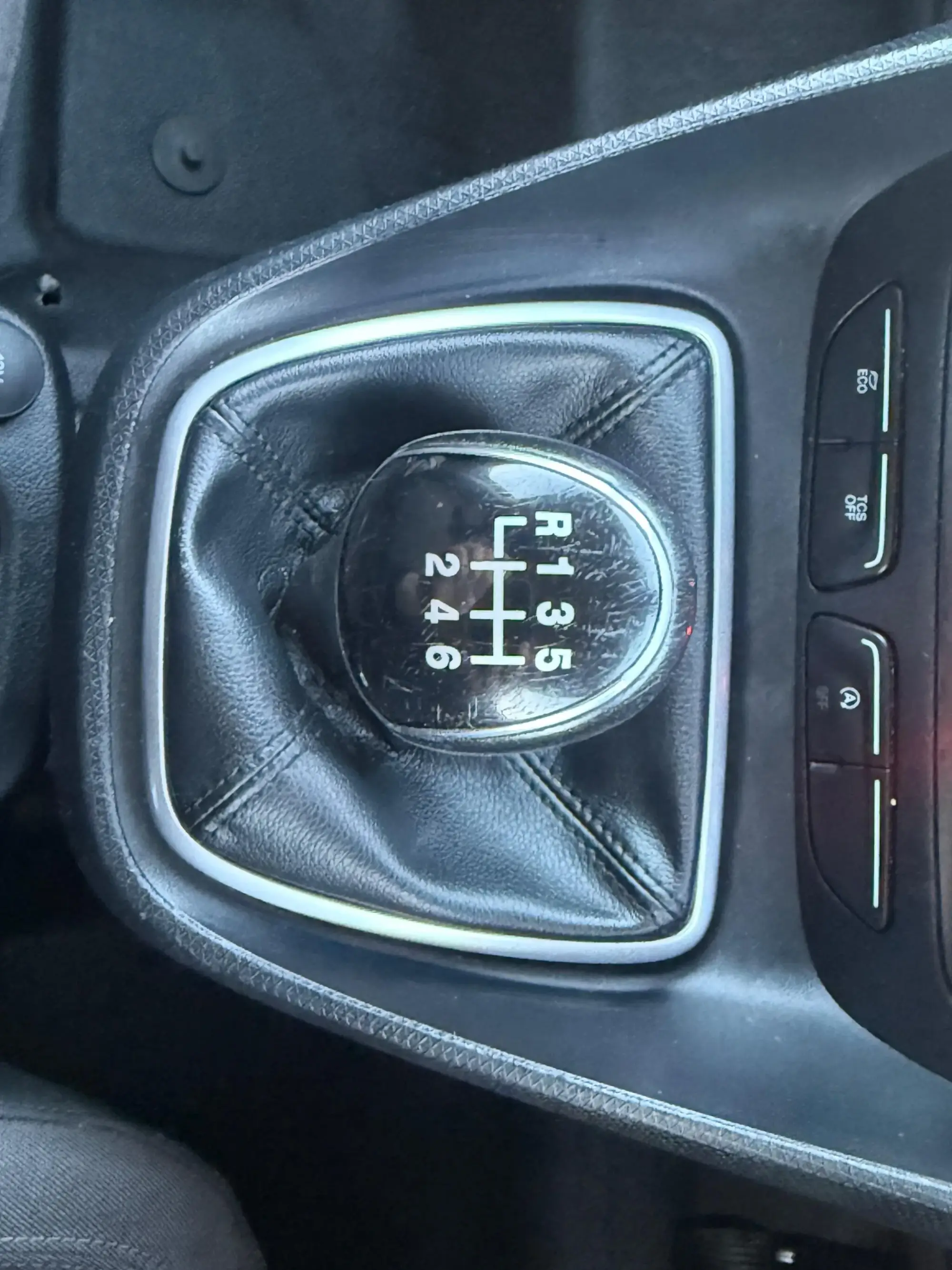 Ford Transit Connect Image 18