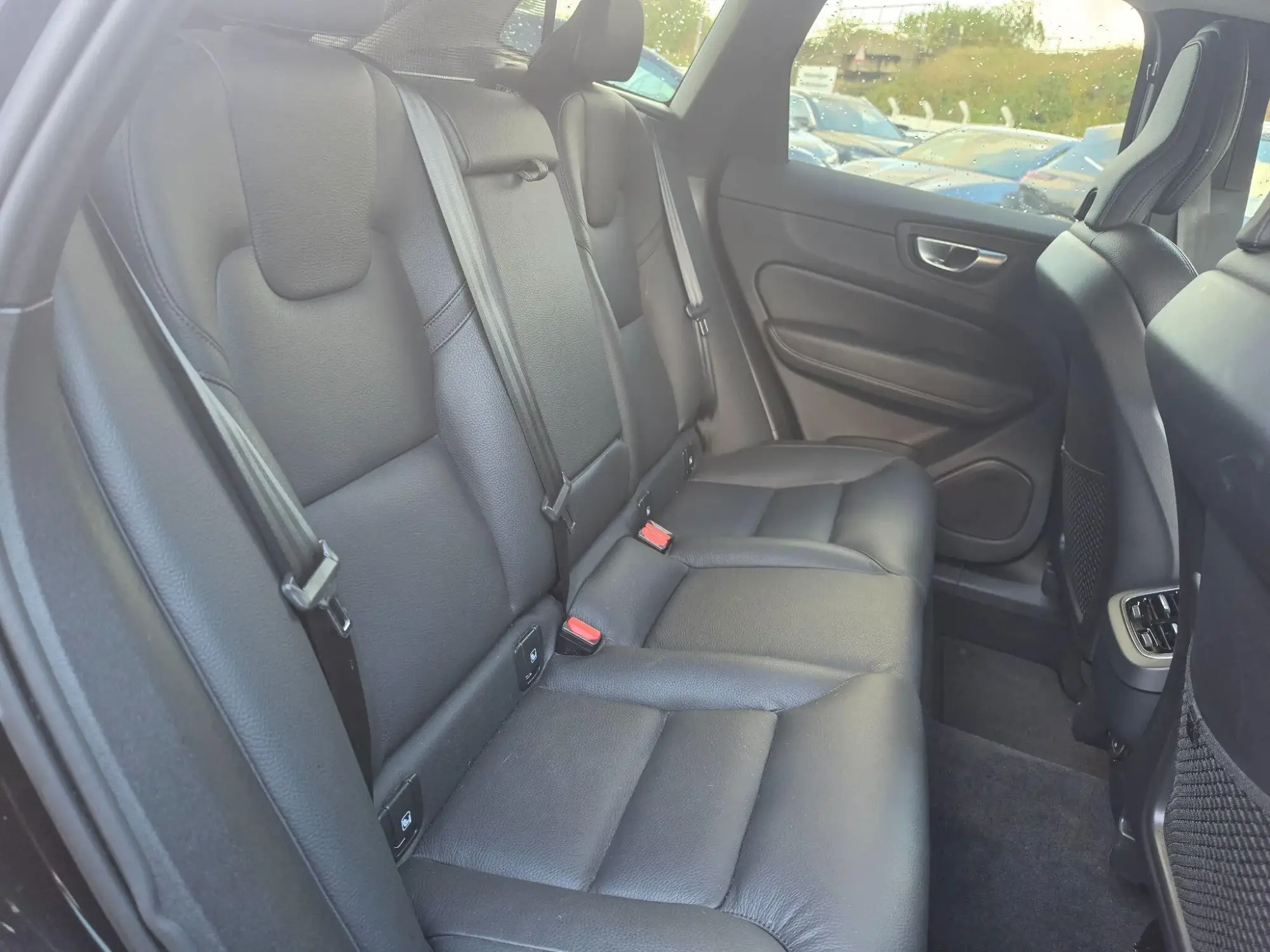 Volvo XC60 Image 12 Volvo XC60 Image 12