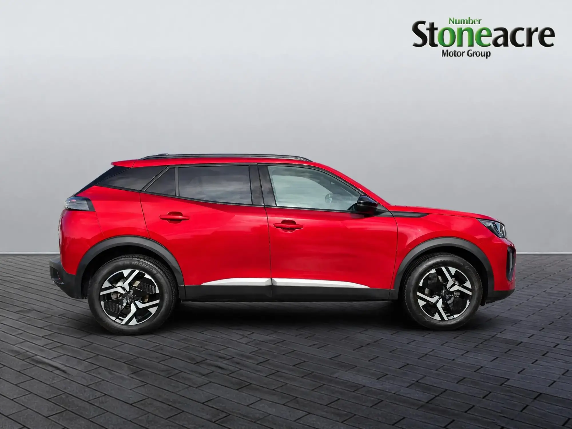 Peugeot 2008 Image 2