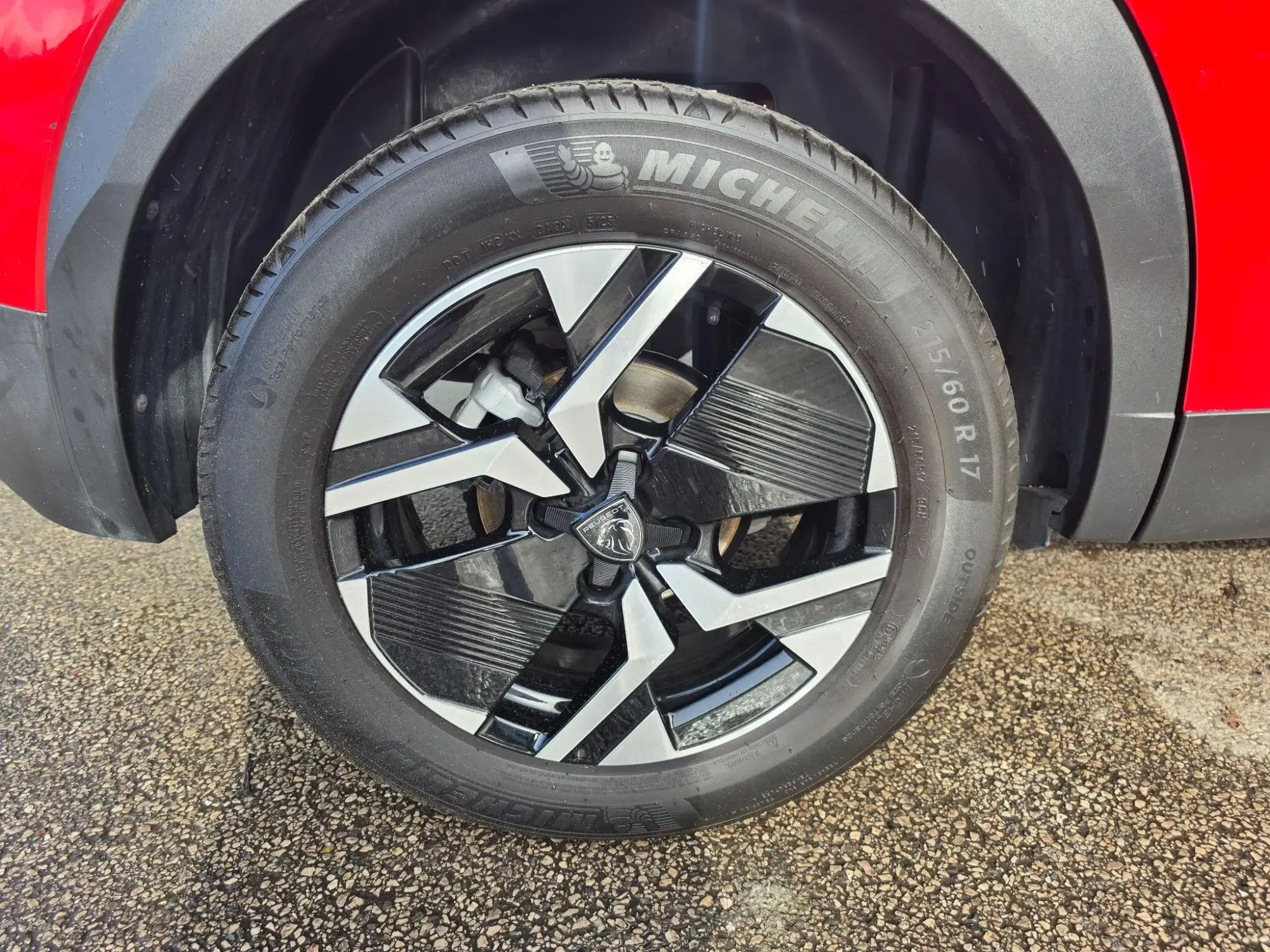 Peugeot 2008 Image 9