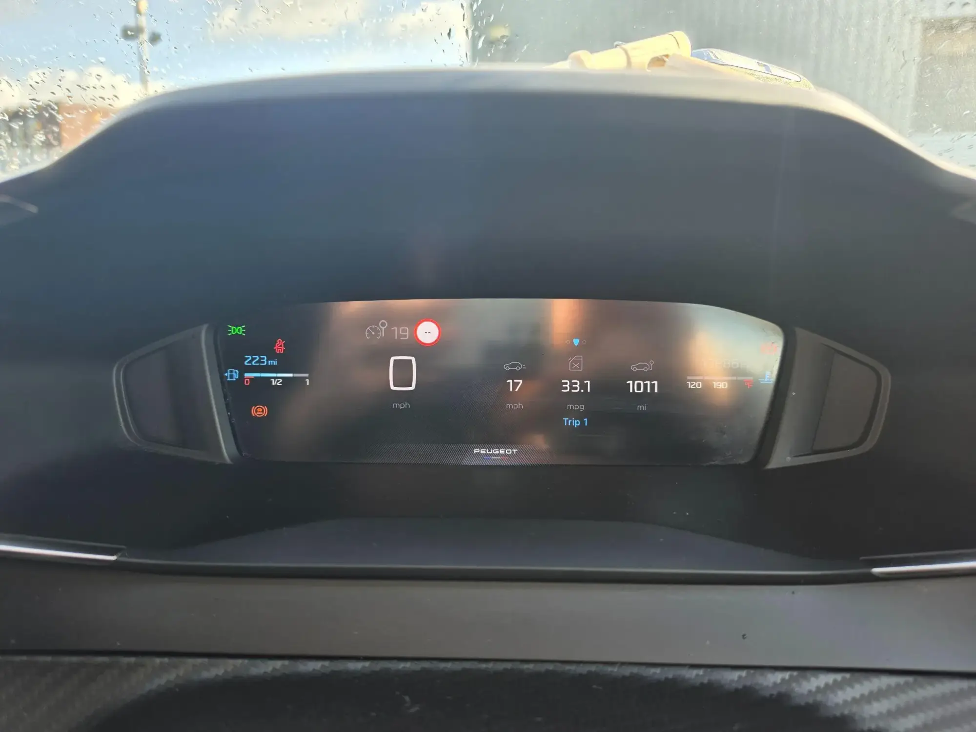 Peugeot 2008 Image 13
