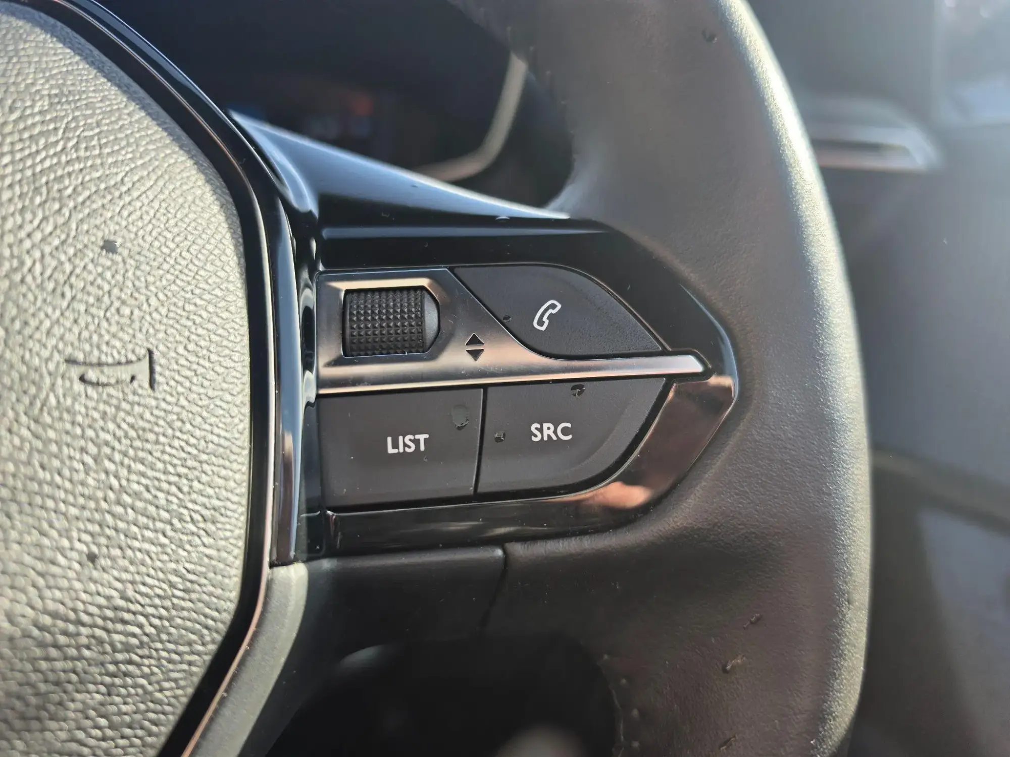 Peugeot 2008 Image 23
