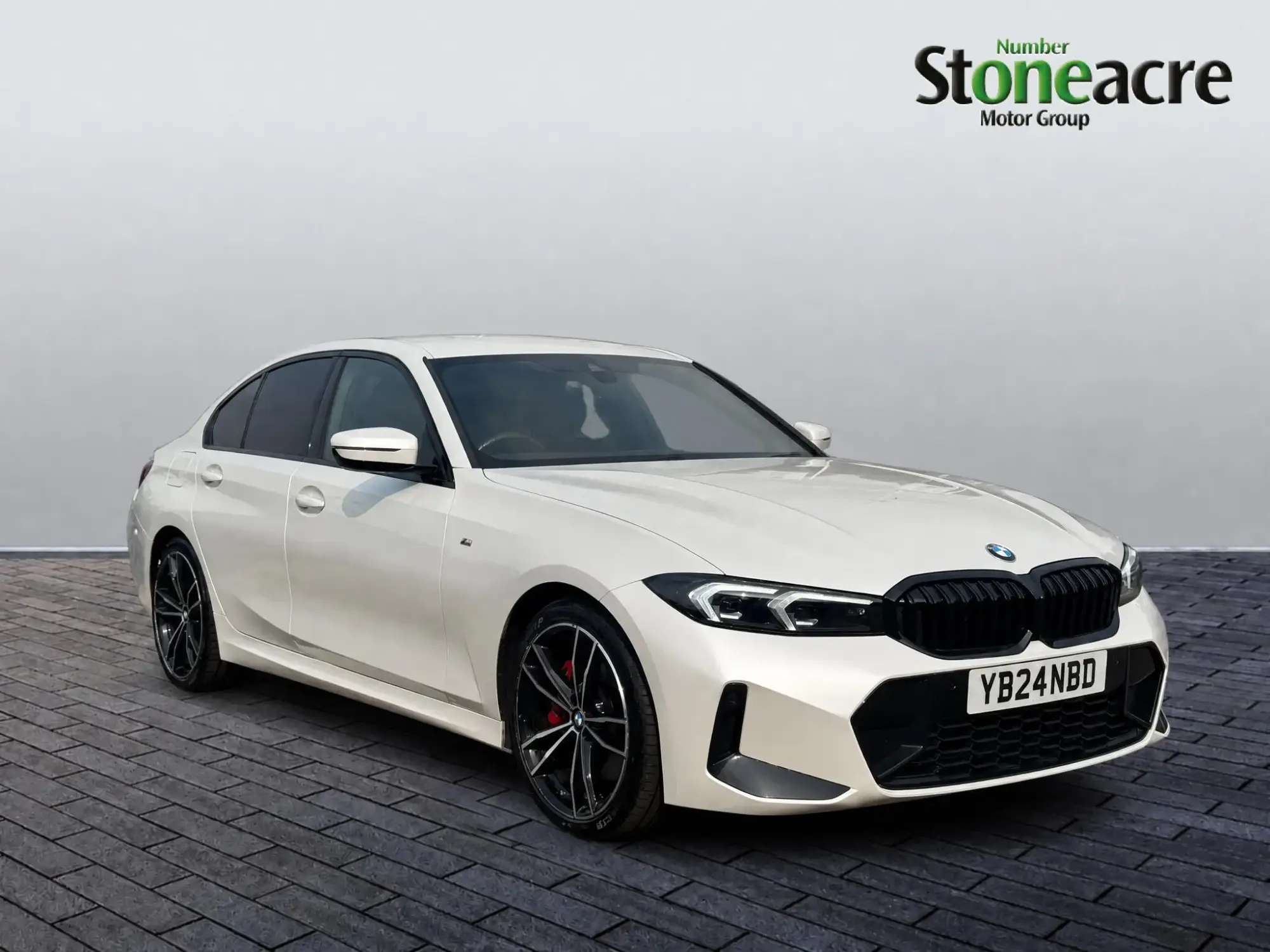 BMW 3 Series Image 1 BMW 3 Series Image 1