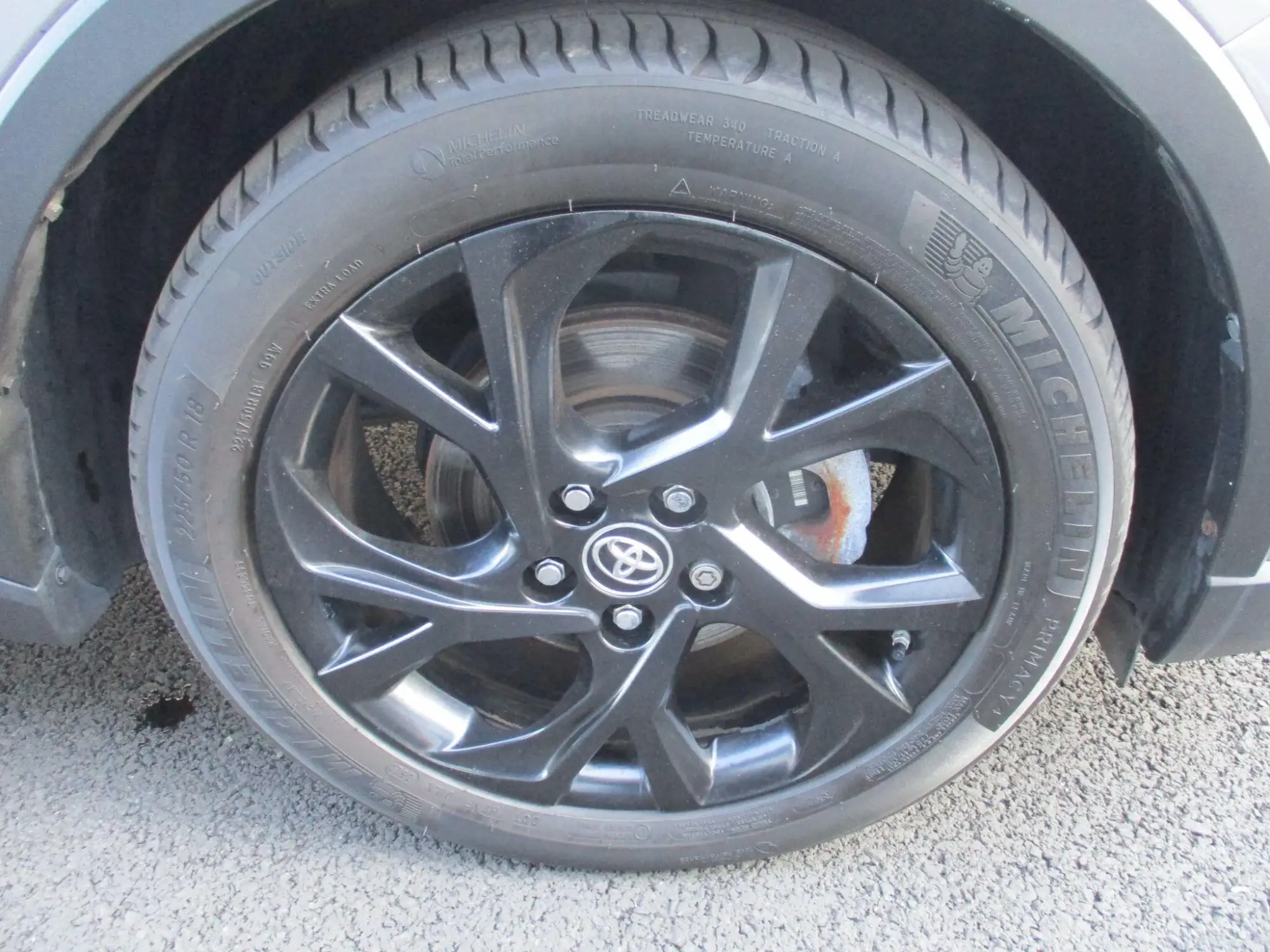 Toyota C-HR Hybrid Image 9 Toyota C-HR Hybrid Image 9