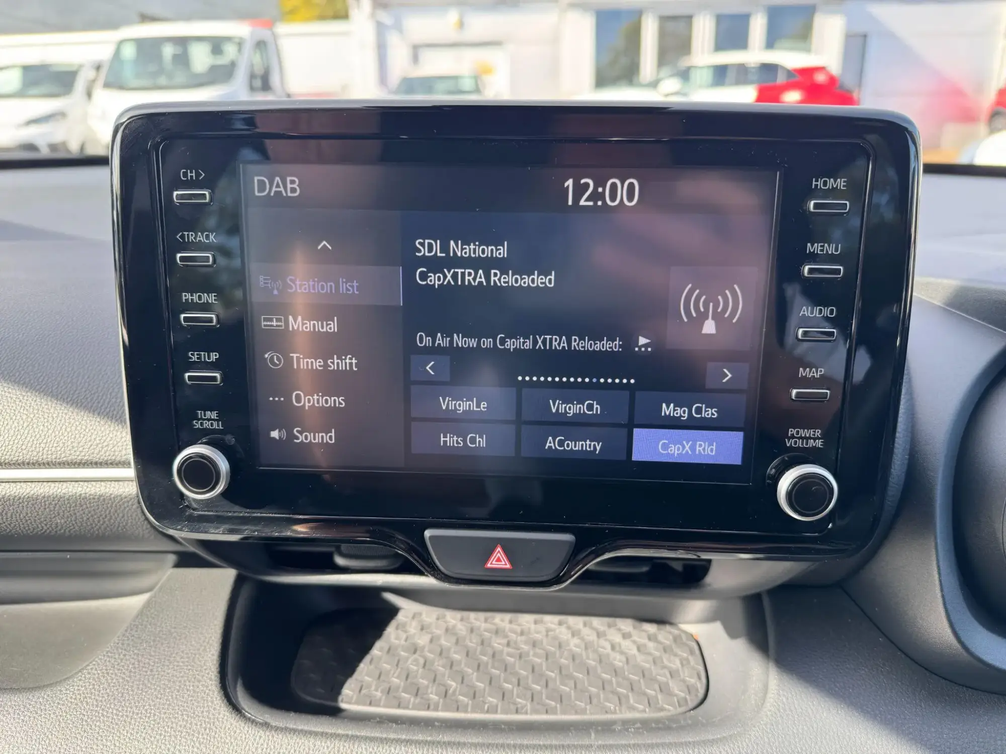 Toyota Yaris Hybrid Image 19 Toyota Yaris Hybrid Image 19