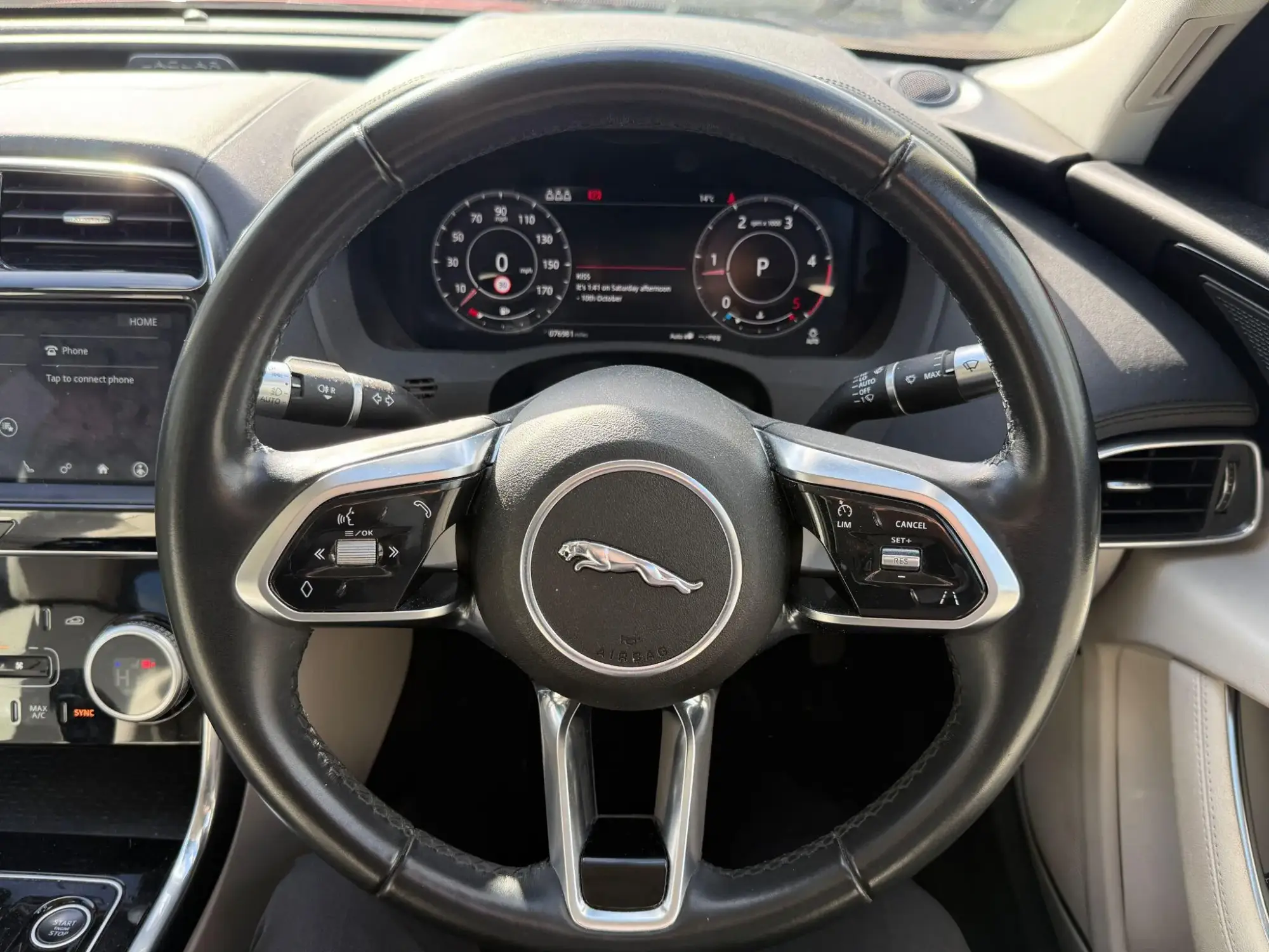 Jaguar XE Image 17