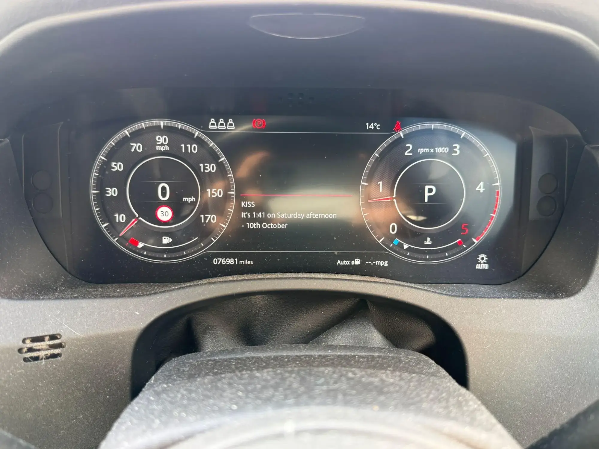 Jaguar XE Image 18