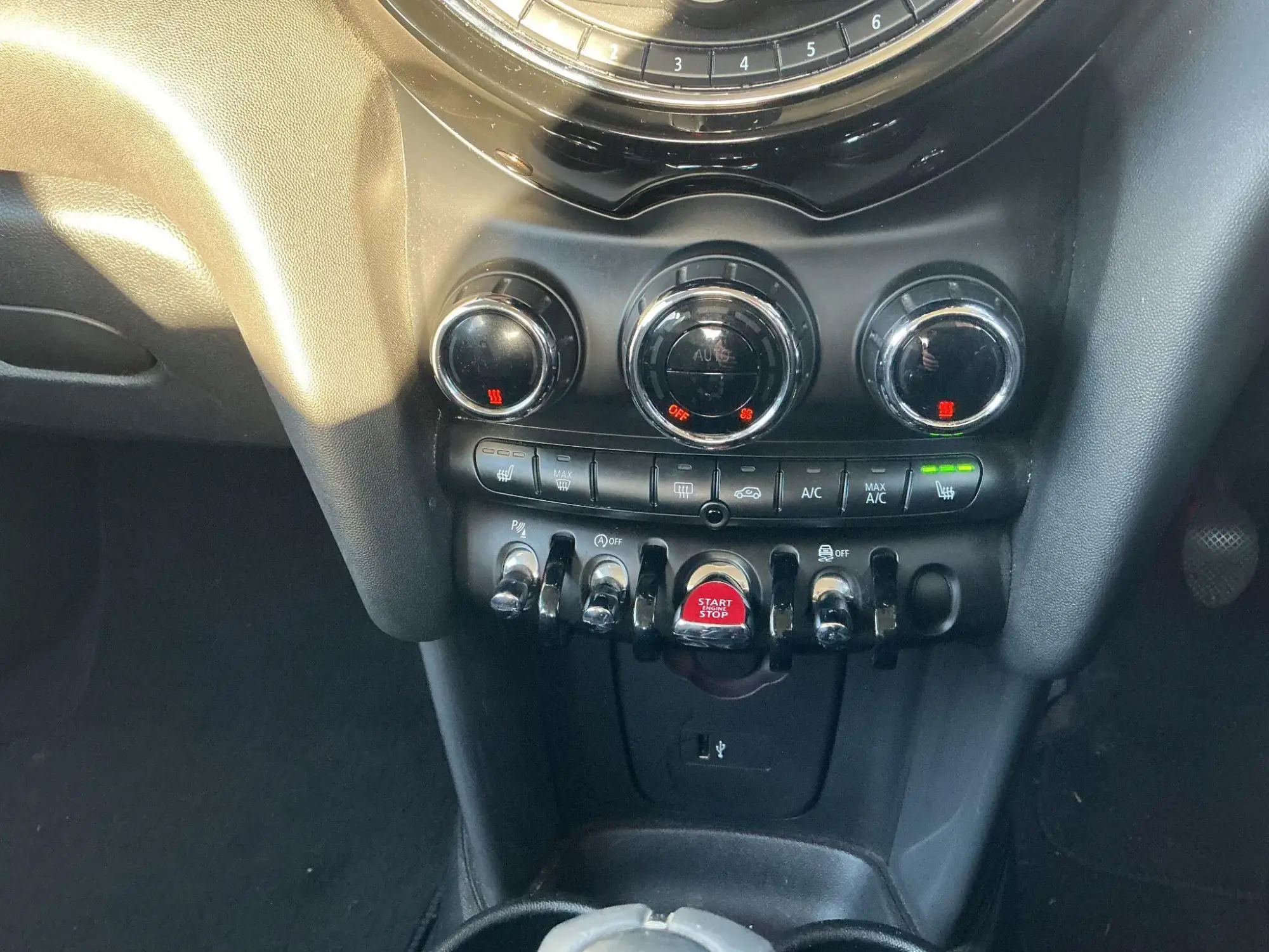 MINI Hatch Image 24 MINI Hatch Image 24