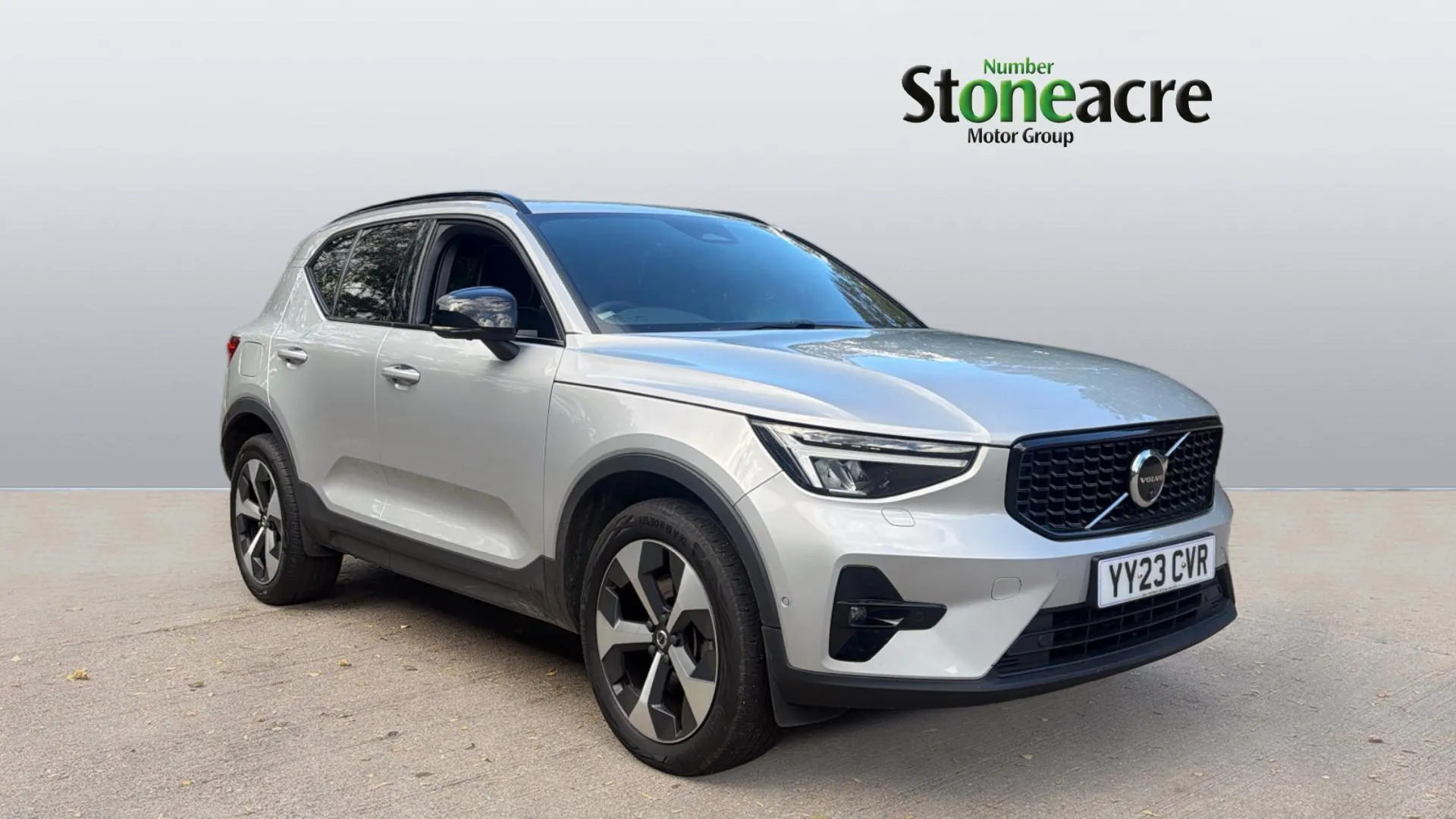 2023 Volvo XC40