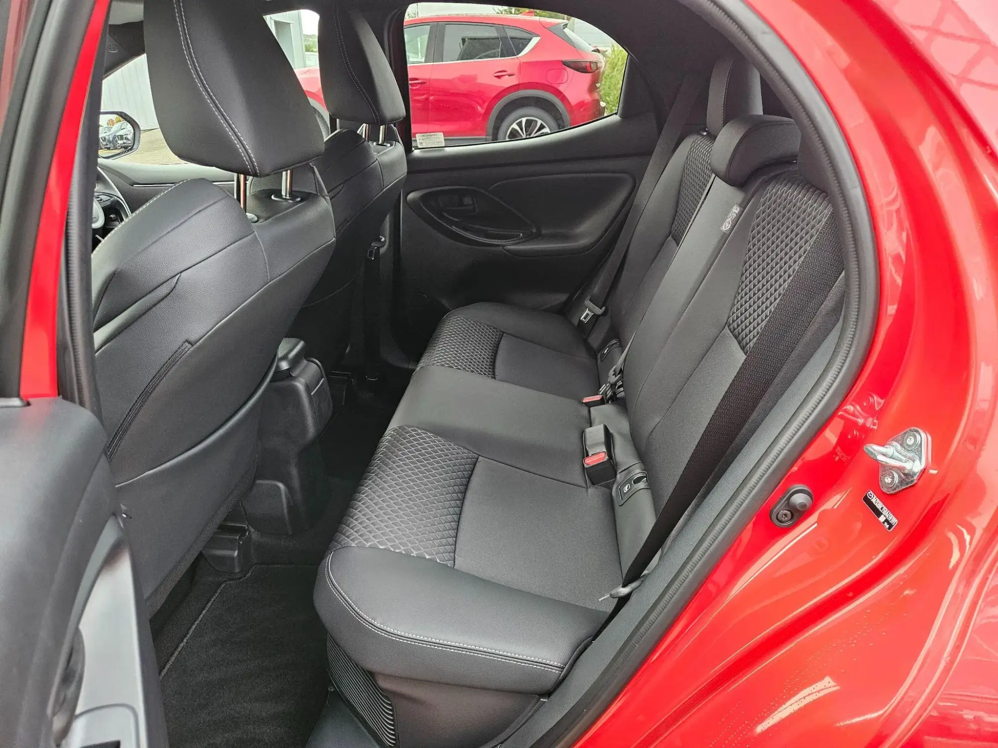 Mazda2 Hybrid Image 18