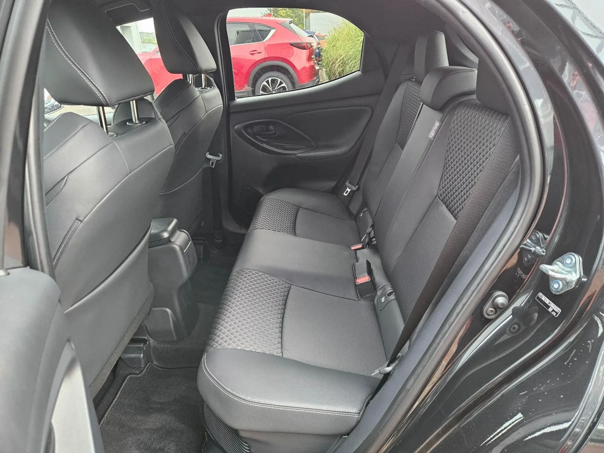 Mazda2 Hybrid Image 18
