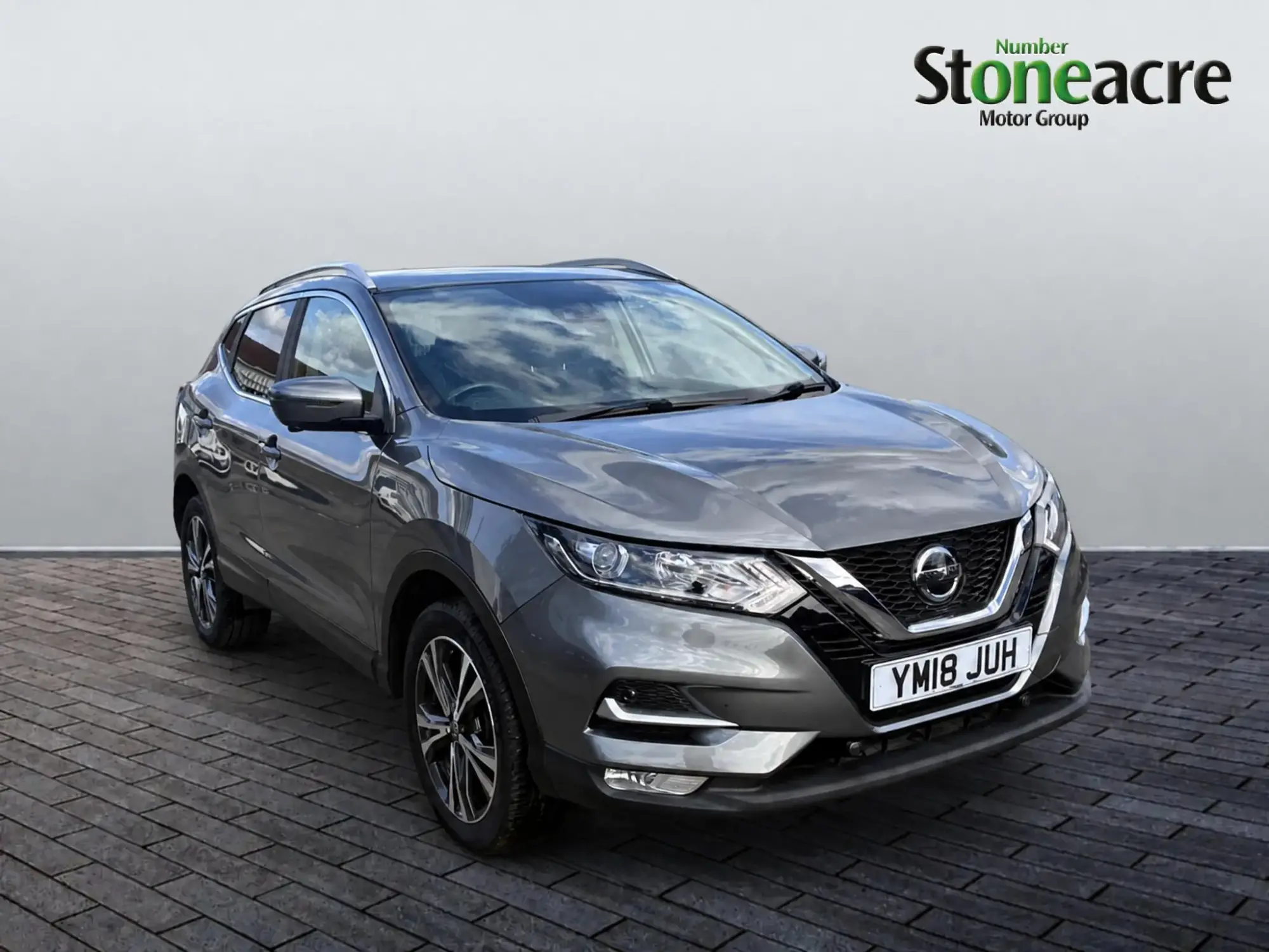 Nissan Qashqai 1.5 dCi N-Connecta 5dr YM18JUH Image 1 Nissan Qashqai 1.5 dCi N-Connecta 5dr YM18JUH Image 1