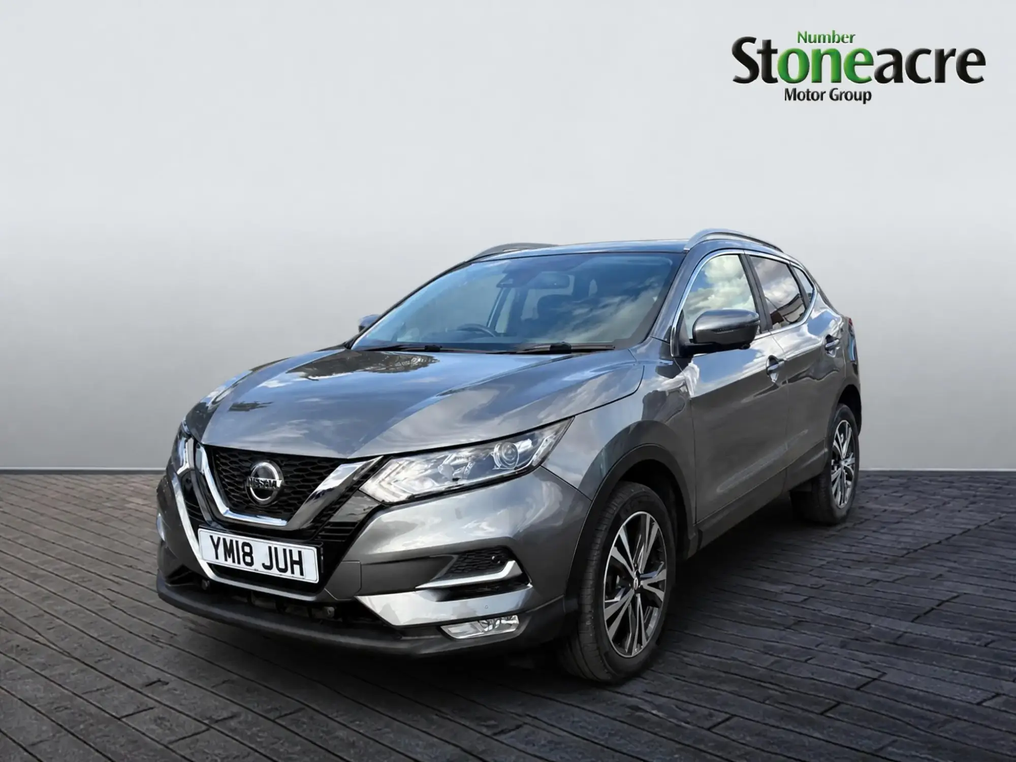 Nissan Qashqai 1.5 dCi N-Connecta 5dr YM18JUH Image 3 Nissan Qashqai 1.5 dCi N-Connecta 5dr YM18JUH Image 3