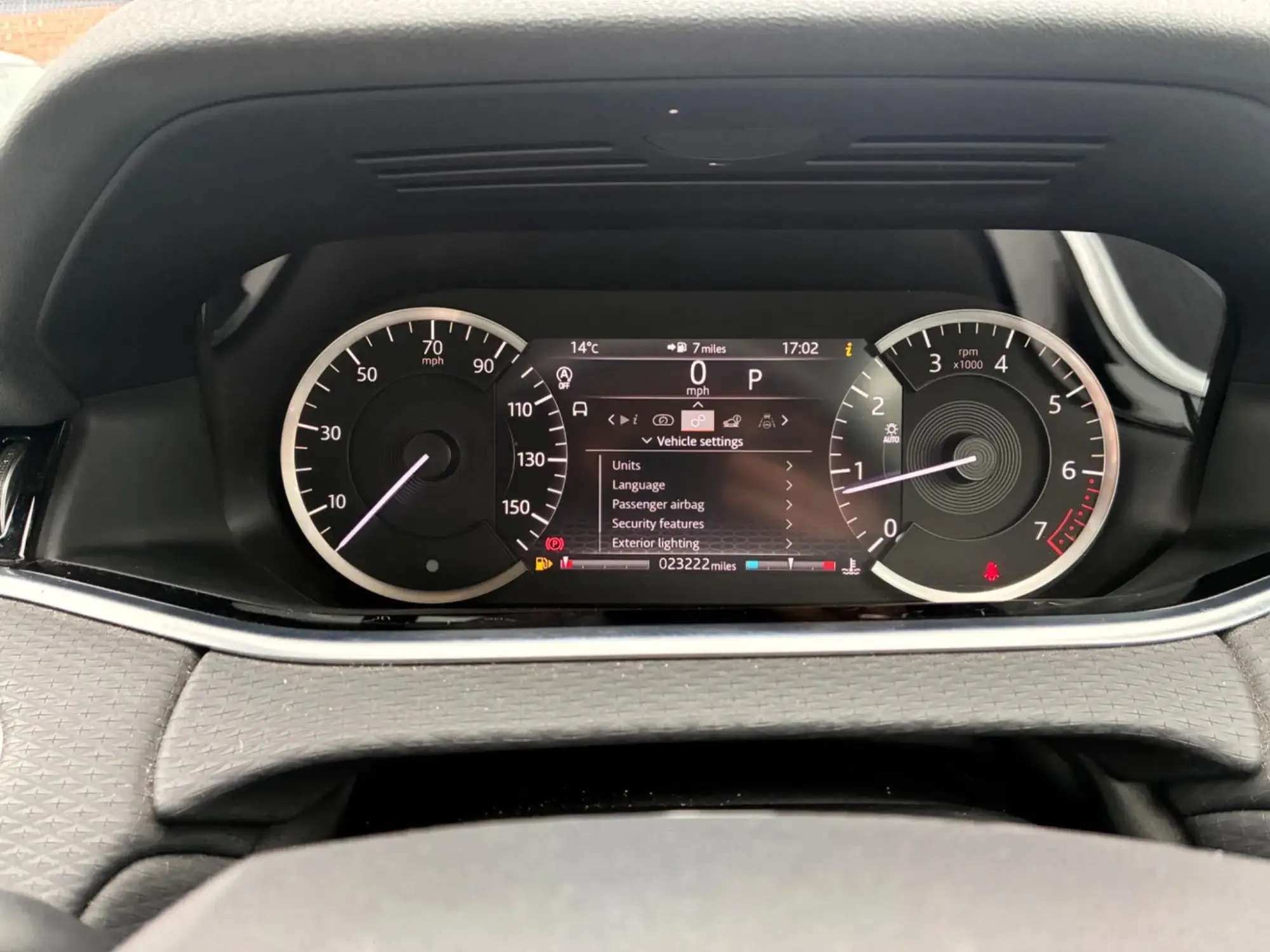Land Rover Range Rover Evoque Image 33 Land Rover Range Rover Evoque Image 33