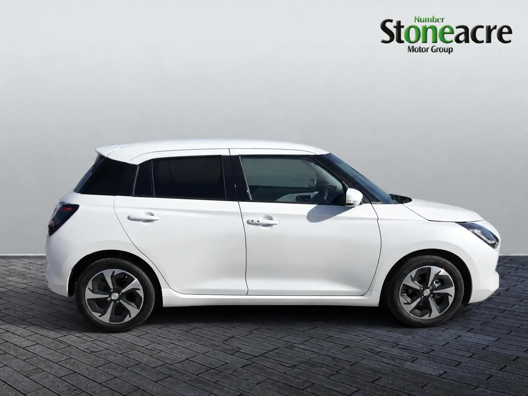 Suzuki Swift 1.2 MHEV Ultra Euro 6 (s/s) 5dr YM26FEU Image 2 Suzuki Swift 1.2 MHEV Ultra Euro 6 (s/s) 5dr YM26FEU Image 2