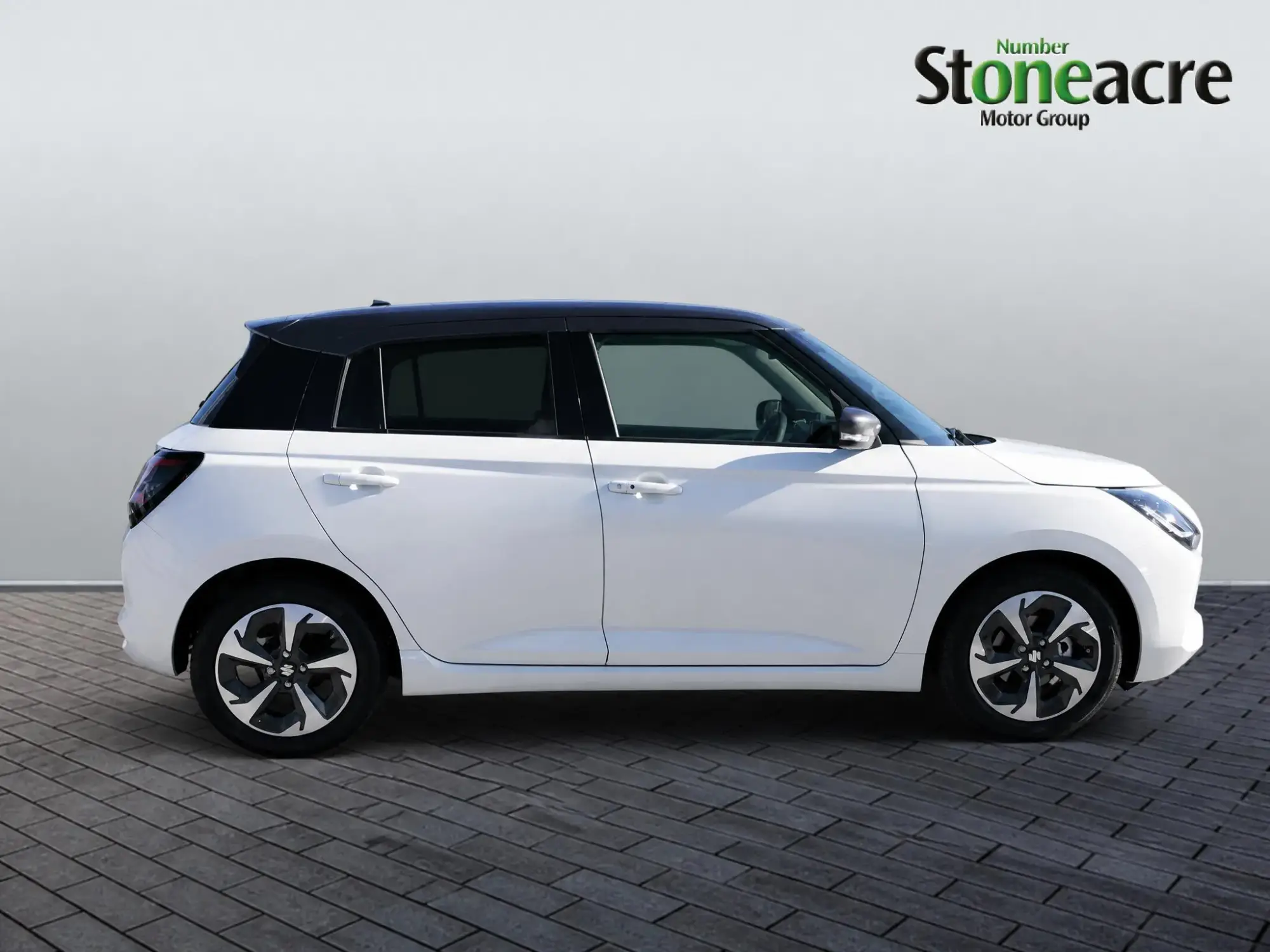 Suzuki Swift 1.2 MHEV Ultra Euro 6 (s/s) 5dr YM26EWR Image 2 Suzuki Swift 1.2 MHEV Ultra Euro 6 (s/s) 5dr YM26EWR Image 2
