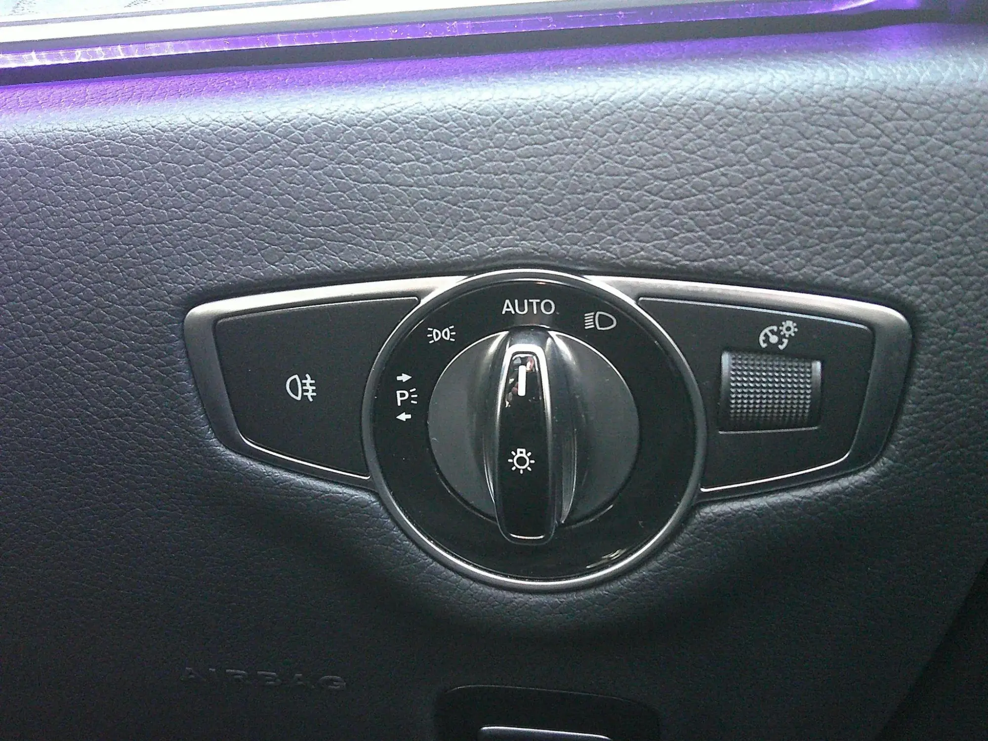 Mercedes-Benz E-Class Image 20 Mercedes-Benz E-Class Image 20