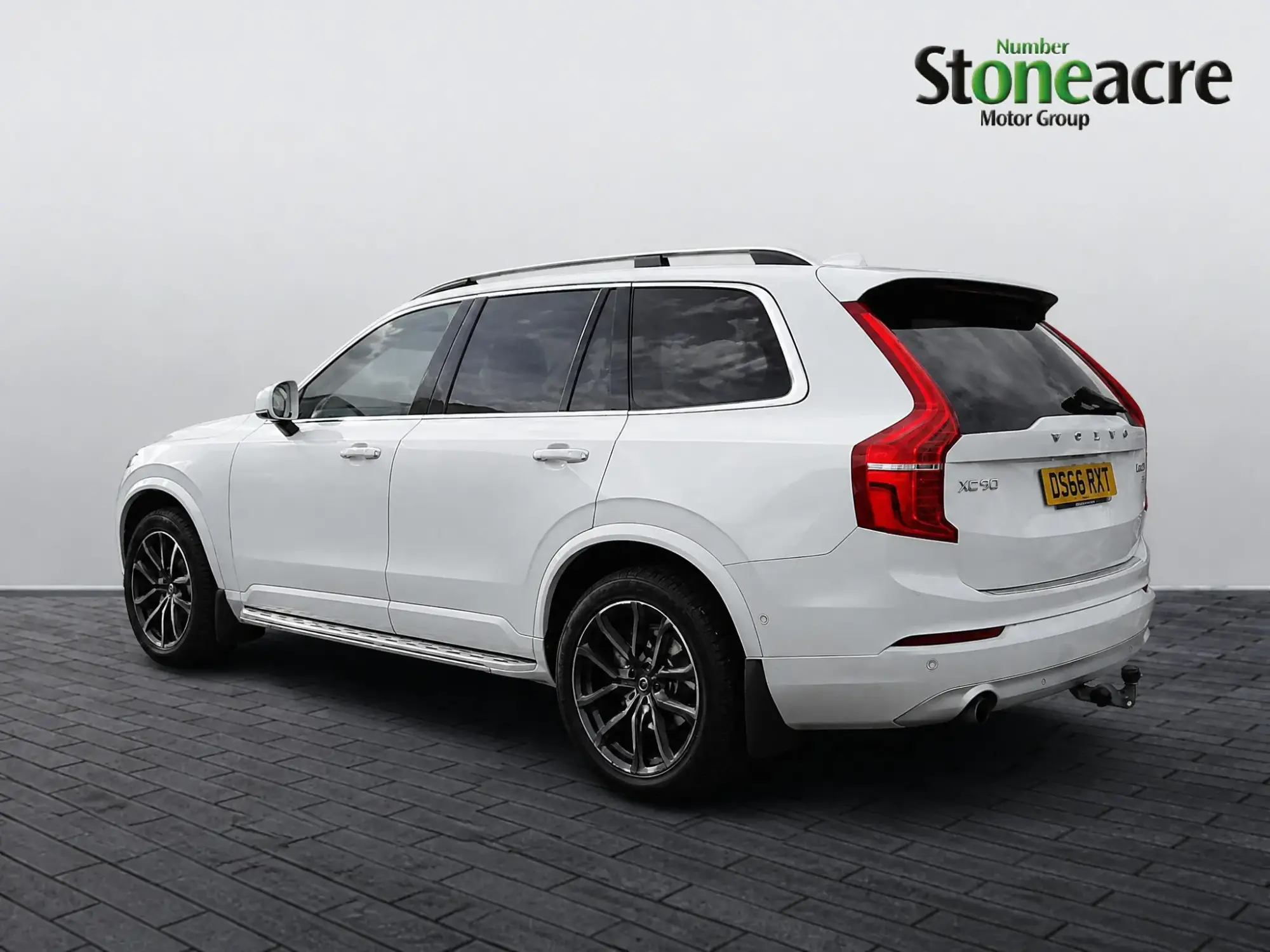 Volvo XC90 Image 7
