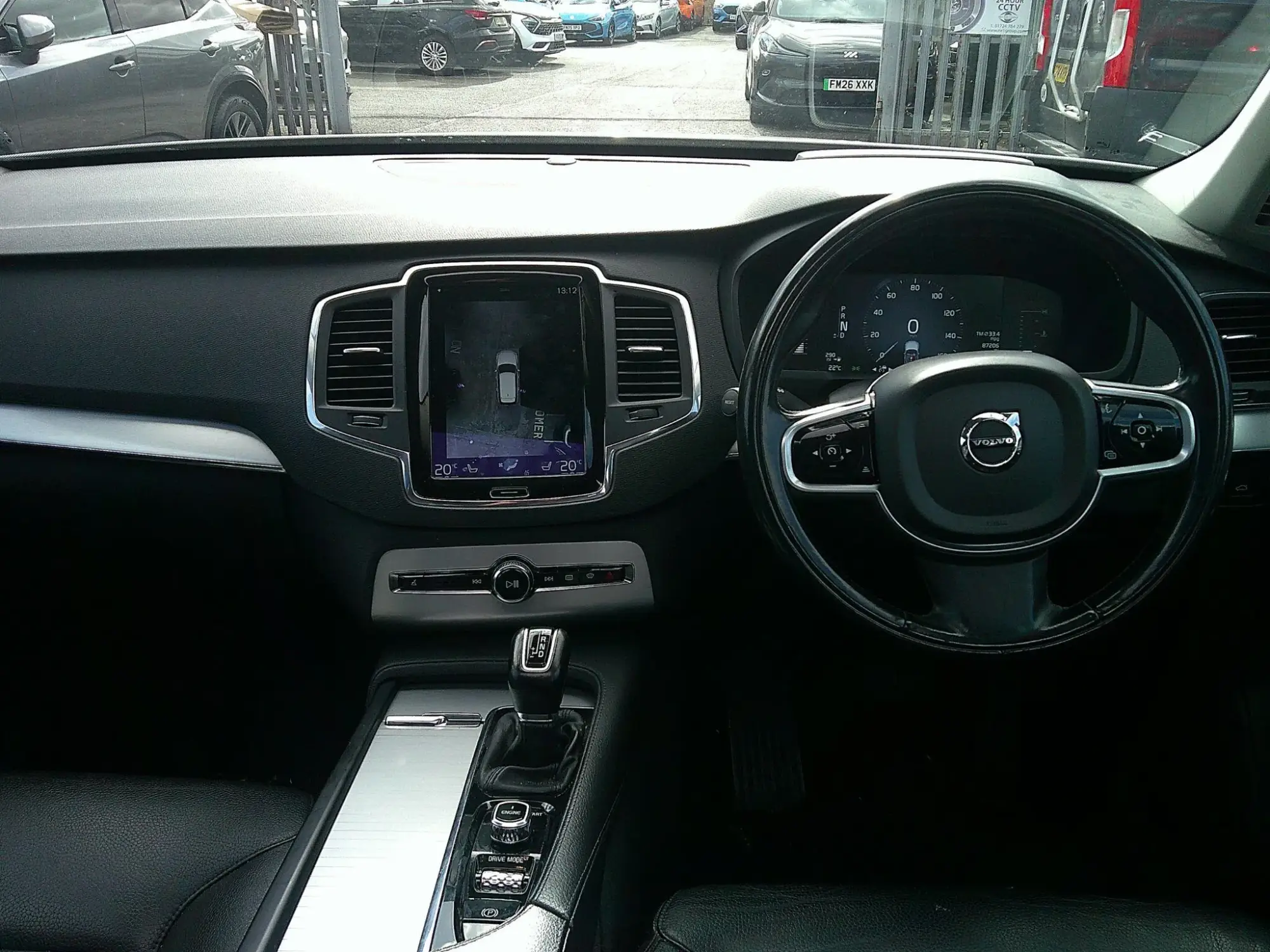 Volvo XC90 Image 11