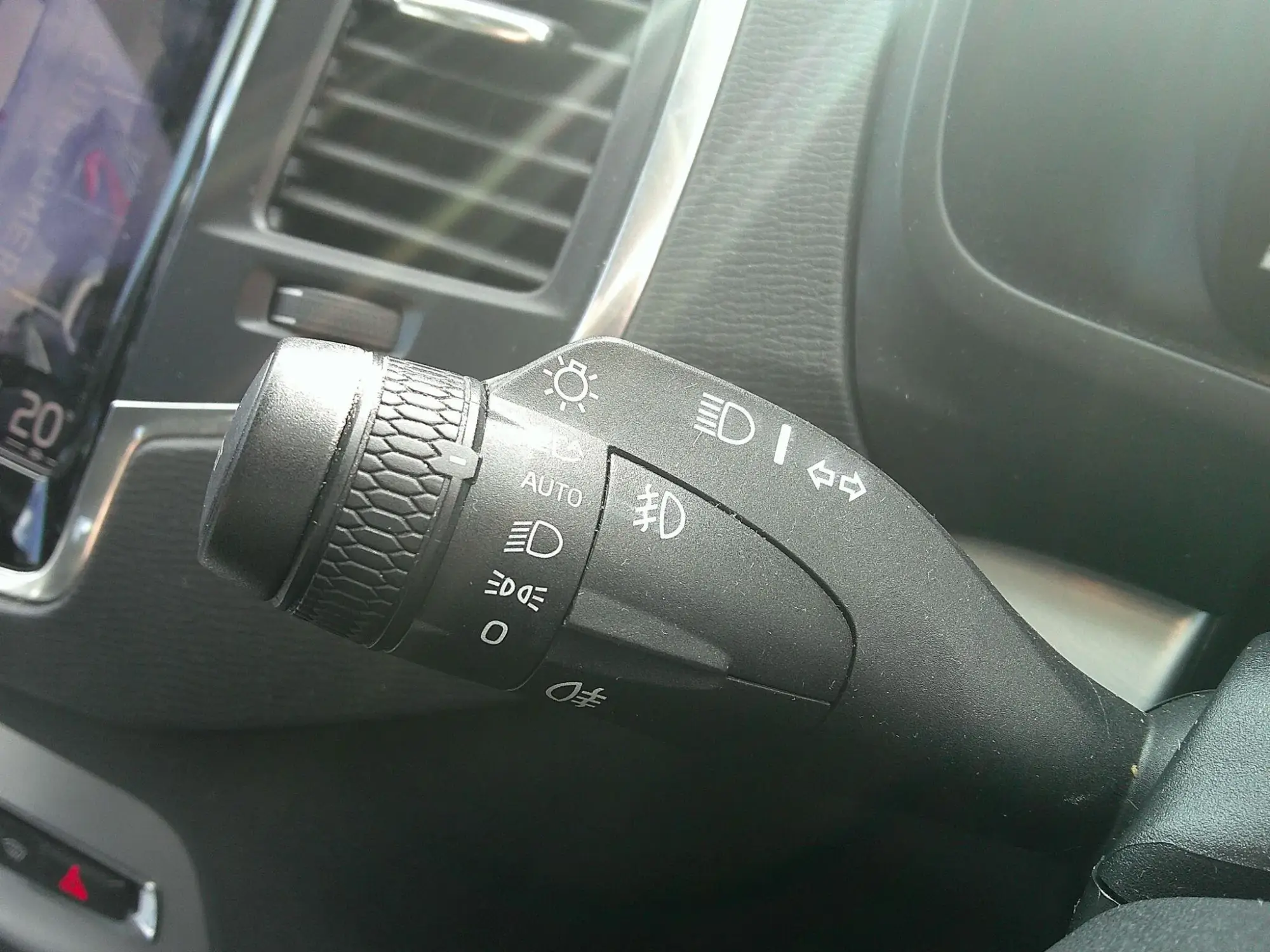 Volvo XC90 Image 19