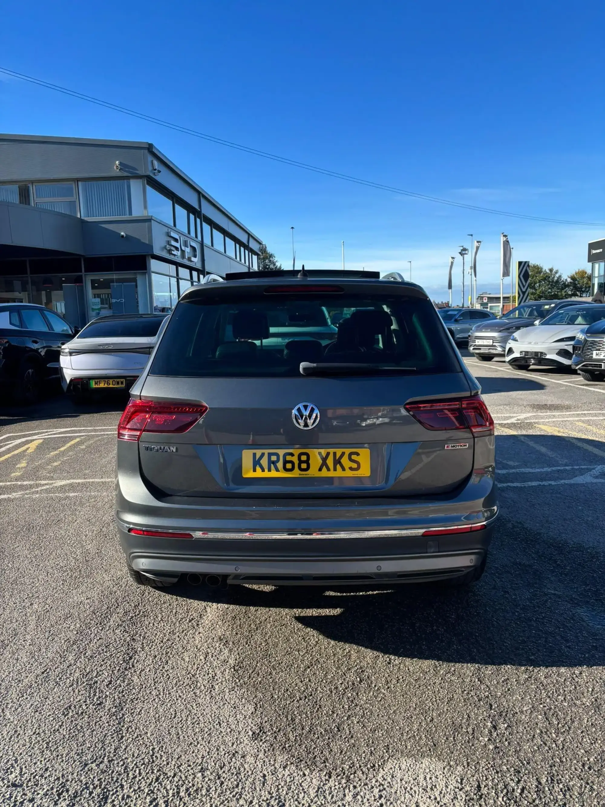 Volkswagen Tiguan Image 2