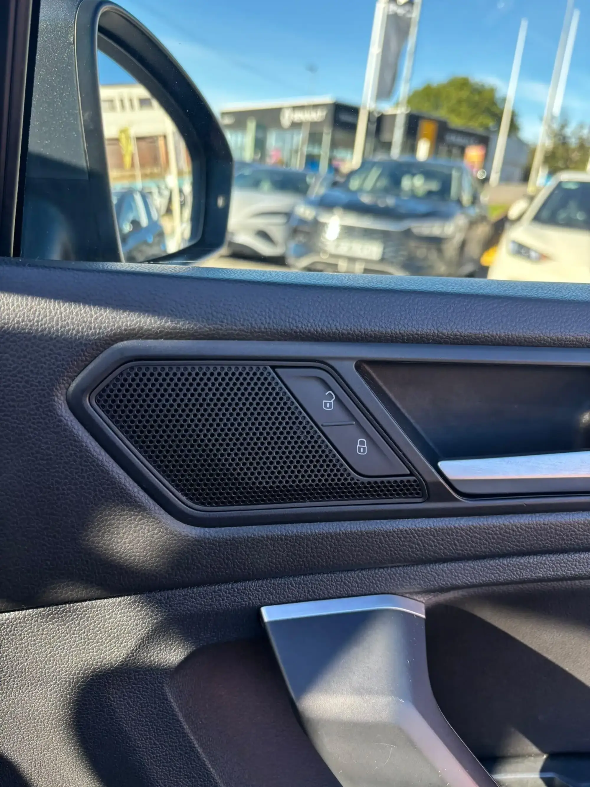 Volkswagen Tiguan Image 16