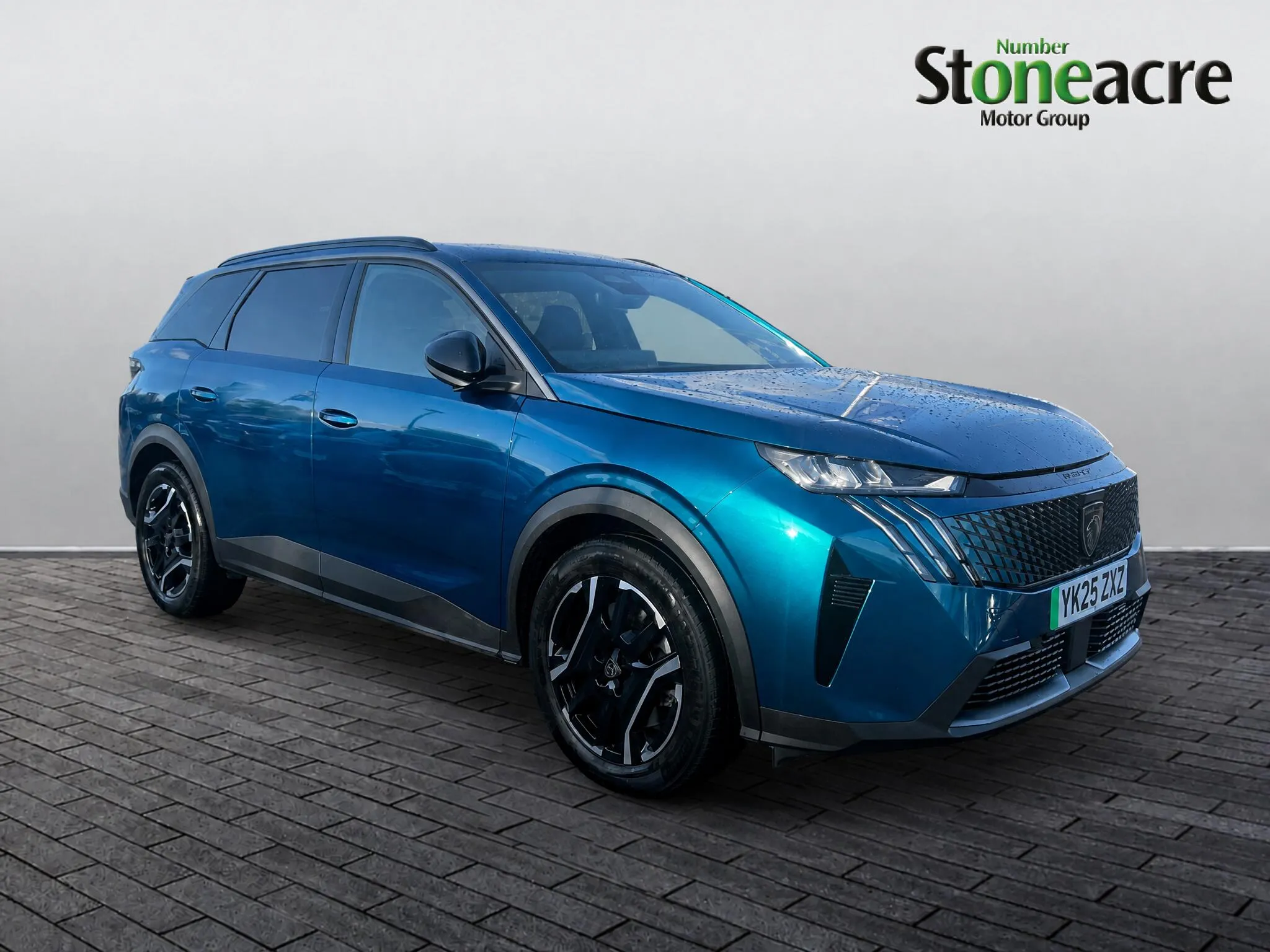 2025 Peugeot 5008