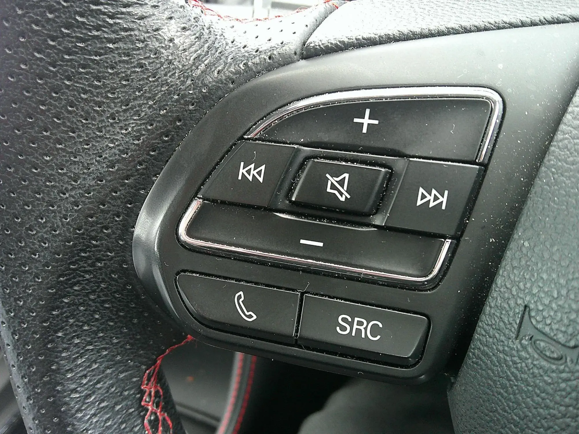 MG ZS EV Image 17