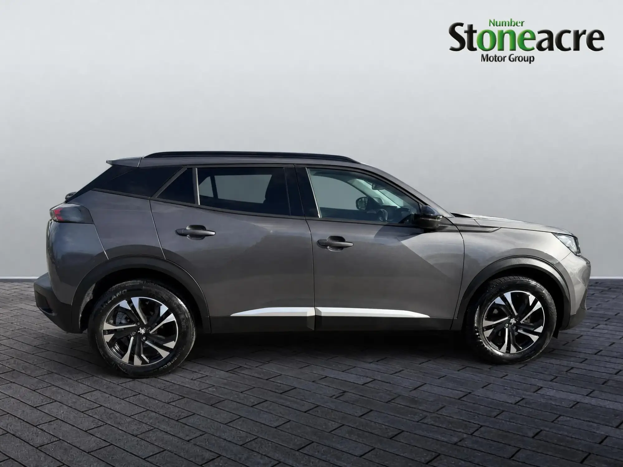 Peugeot 2008 Image 2