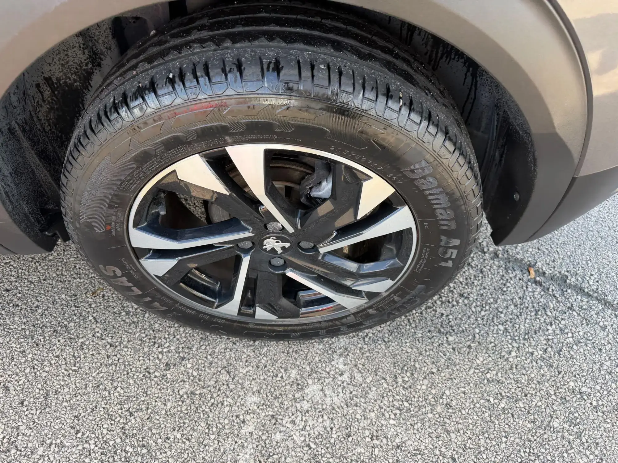 Peugeot 2008 Image 14