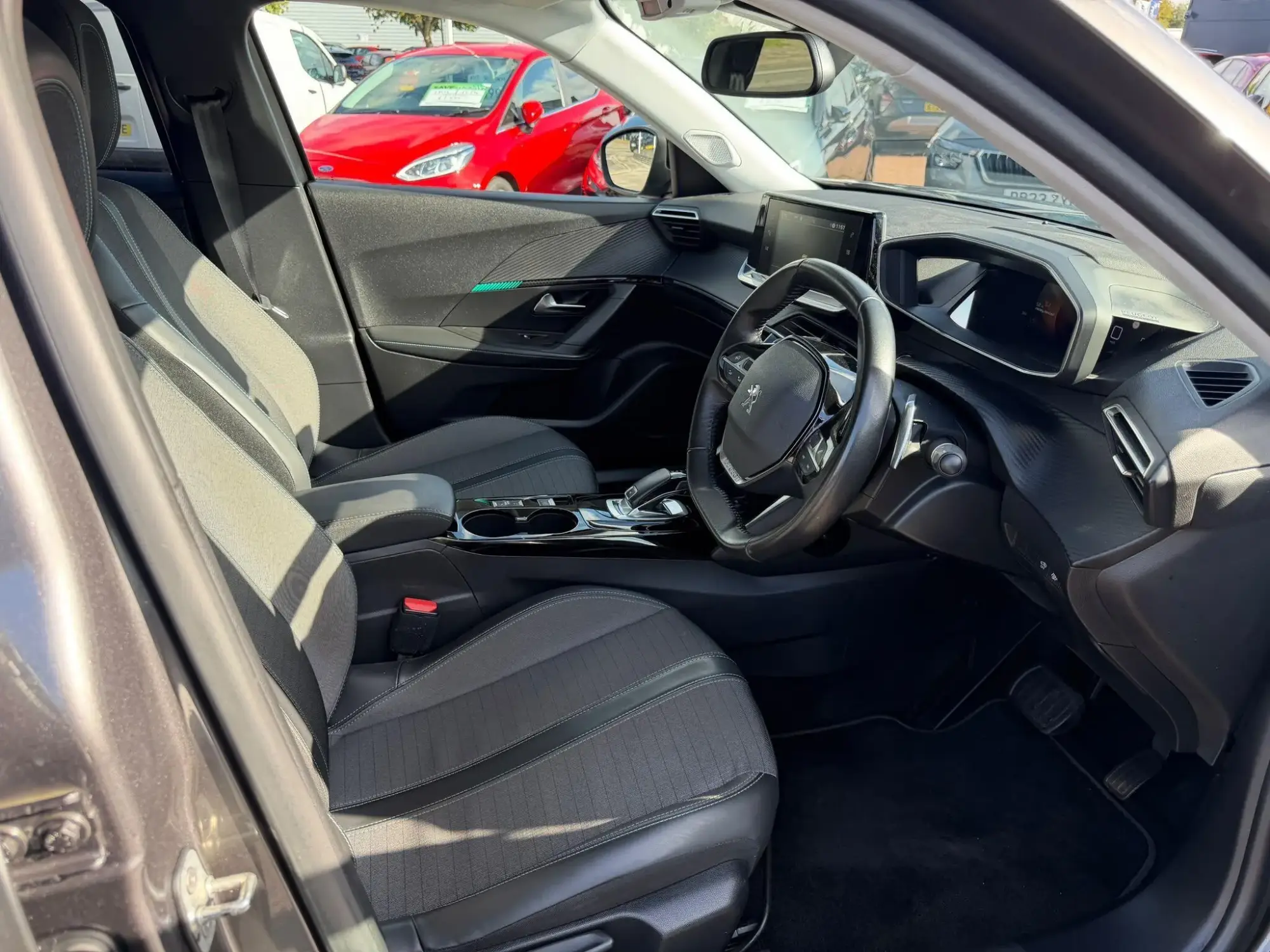Peugeot 2008 Image 15