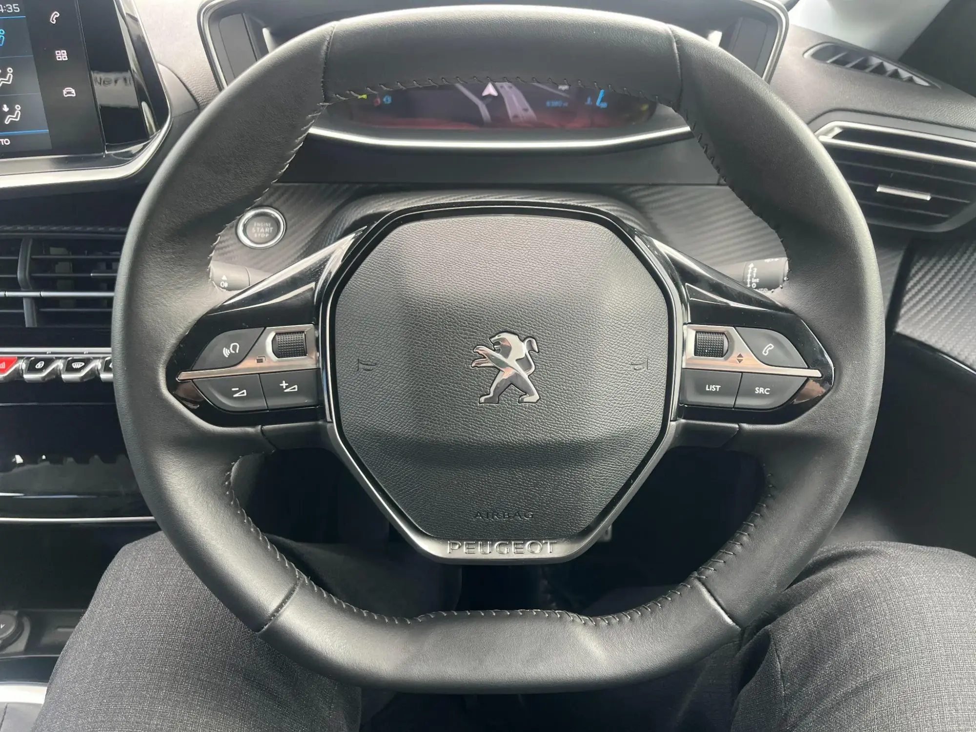 Peugeot 208 Image 20