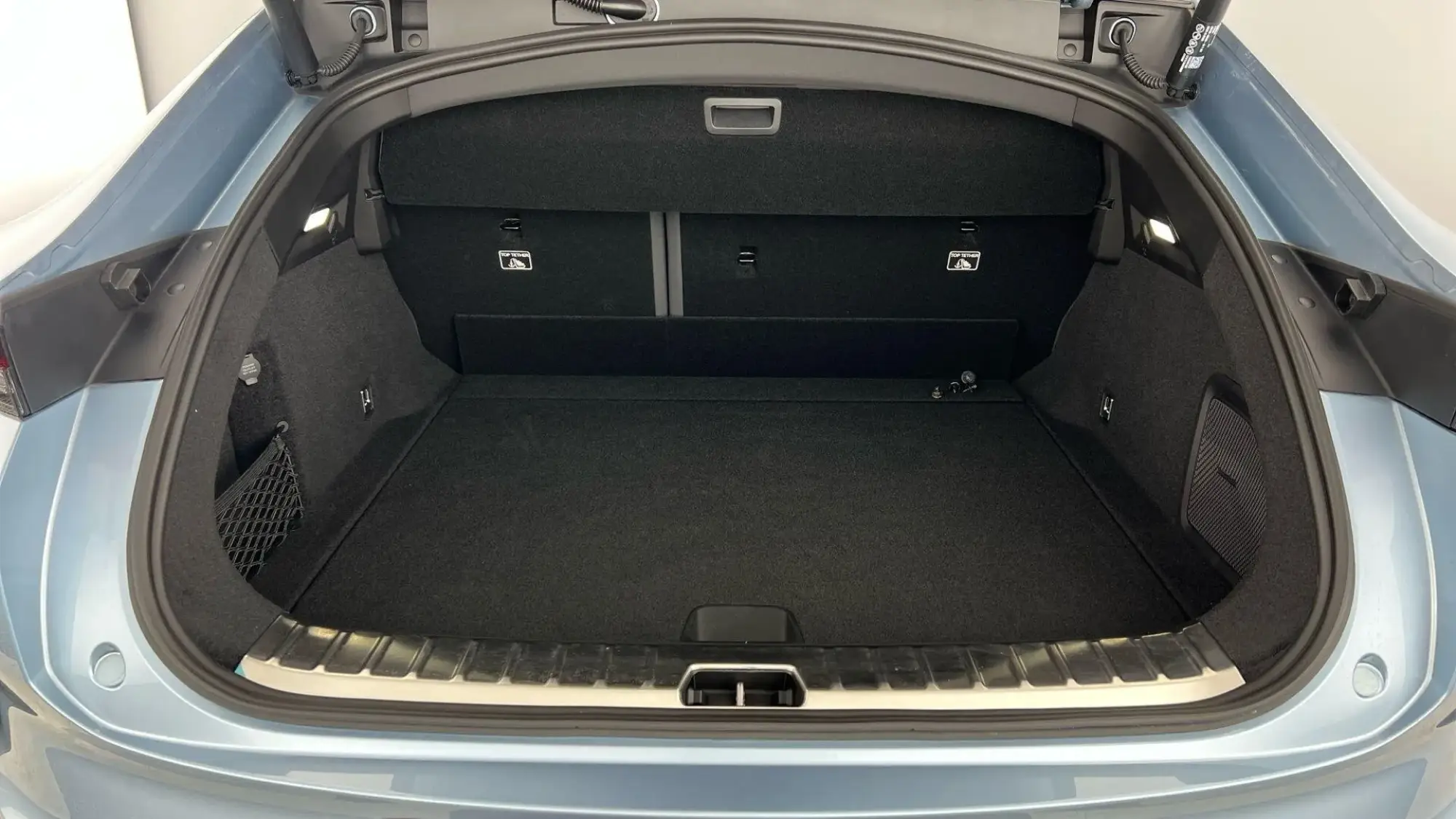 Polestar 4 SUV Image 28 Polestar 4 SUV Image 28