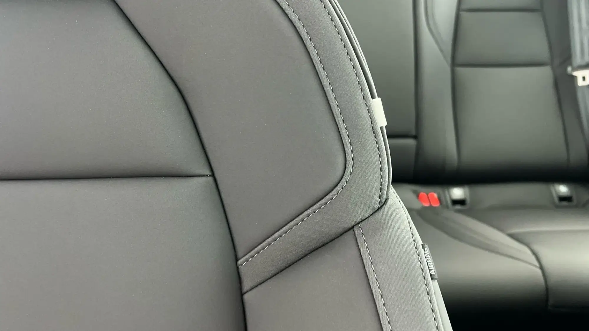 Polestar 4 SUV Image 35 Polestar 4 SUV Image 35