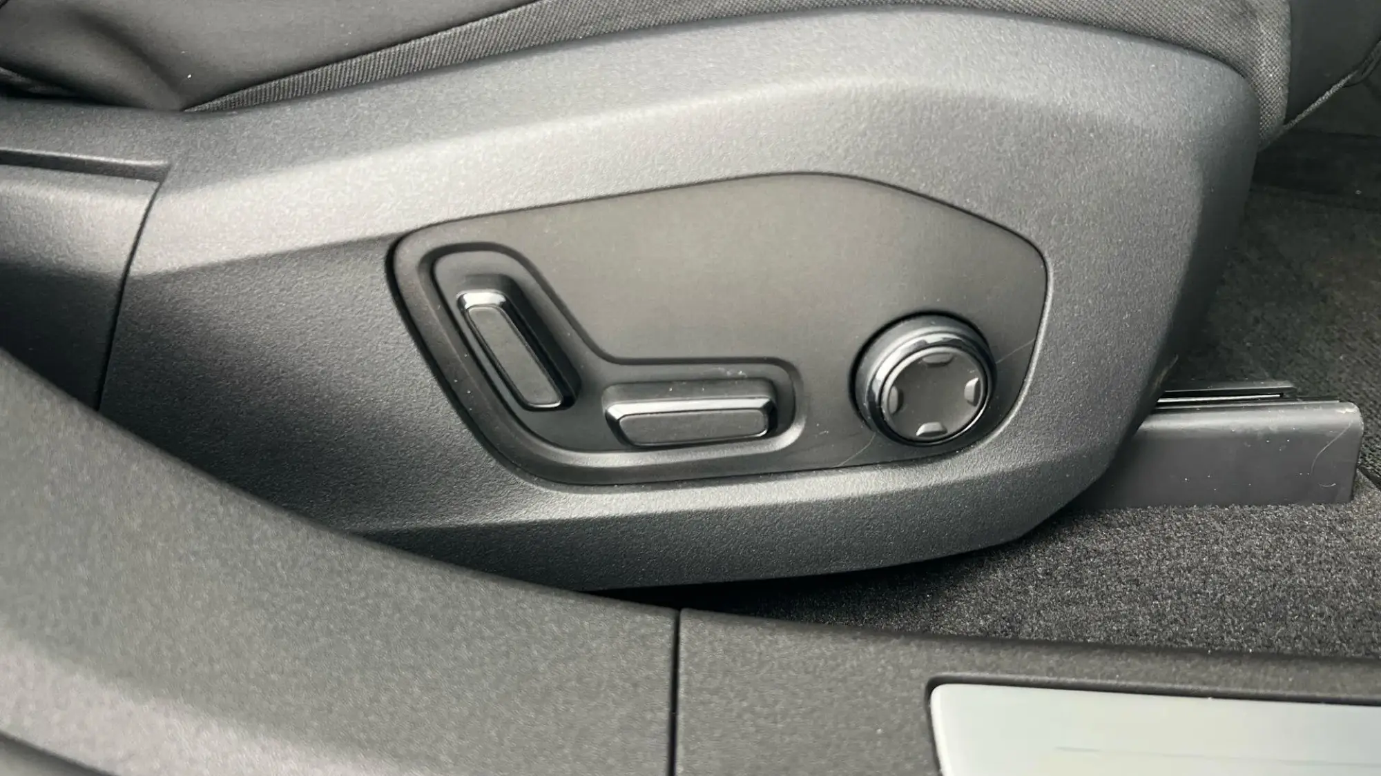 Polestar 4 SUV Image 37 Polestar 4 SUV Image 37
