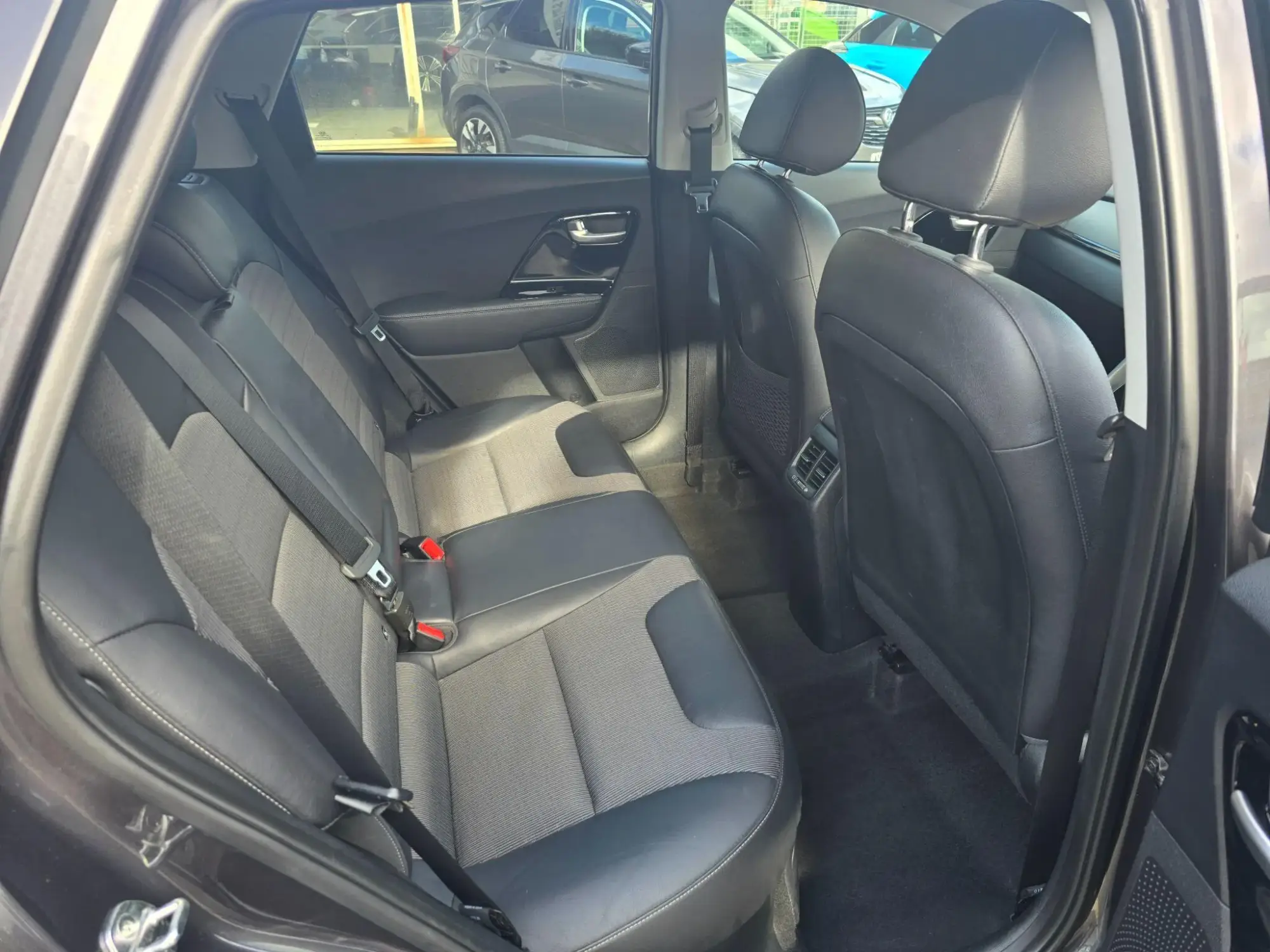 Kia Niro Image 11 Kia Niro Image 11