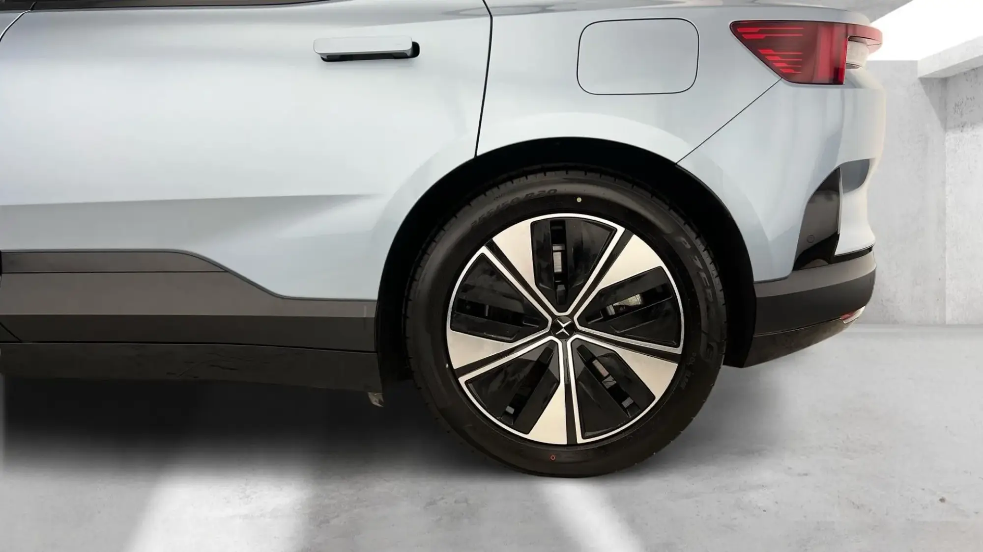 Polestar 4 SUV Image 27 Polestar 4 SUV Image 27