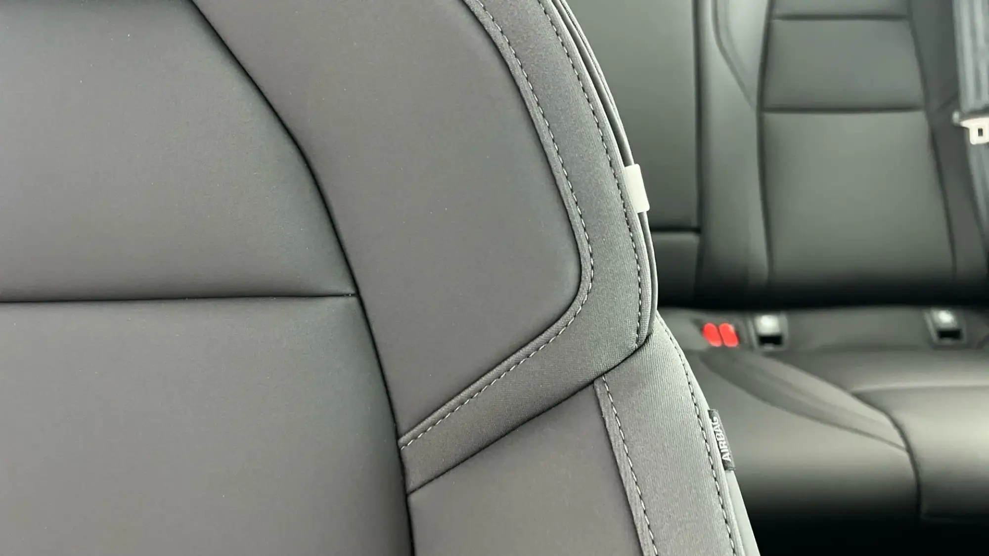 Polestar 4 SUV Image 35 Polestar 4 SUV Image 35