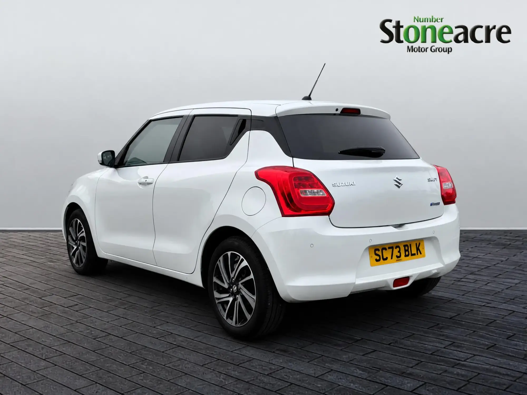 Suzuki Swift 1.2 Dualjet 83 12V Hybrid SZ5 5dr Auto SC73BLK Image 3
