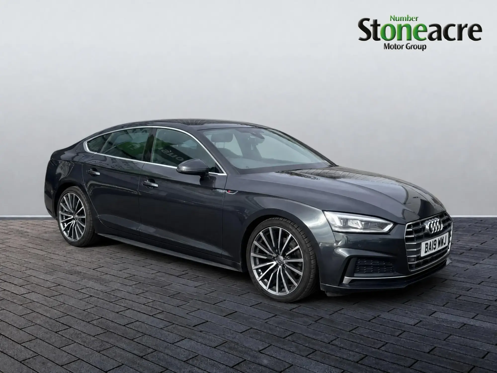 Audi A5 Sportback 2.0 TFSI 40 S line Sportback 5dr Petrol S Tronic Euro 6 (s/s) (190 ps) BA19WWJ Image 1