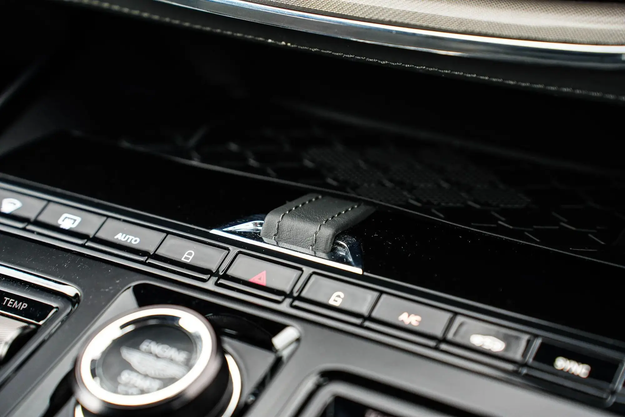 Aston Martin DBX Image 21 Aston Martin DBX Image 21