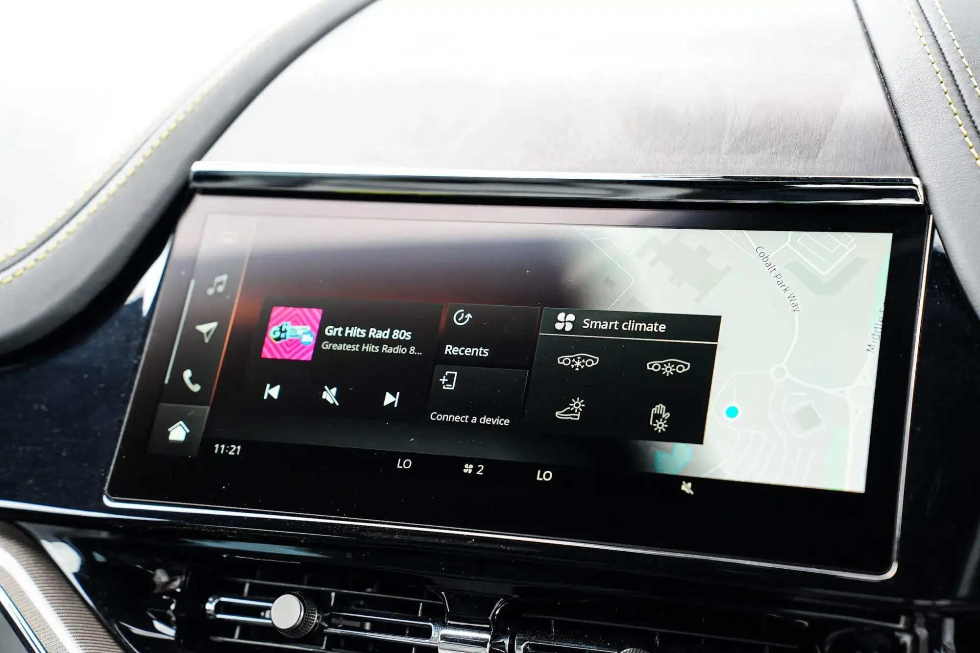 Aston Martin DBX Image 25 Aston Martin DBX Image 25