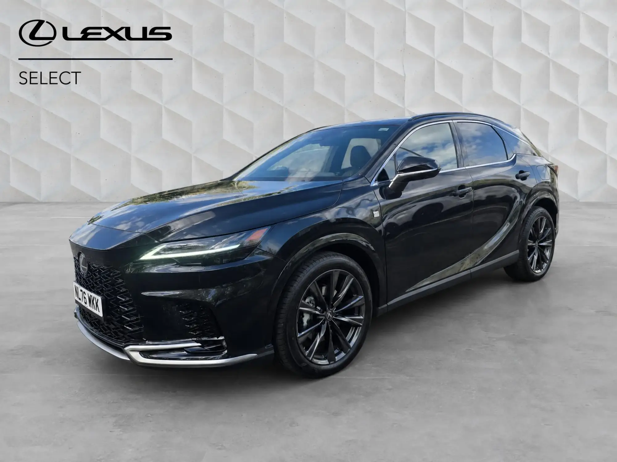 Lexus RX Image 7