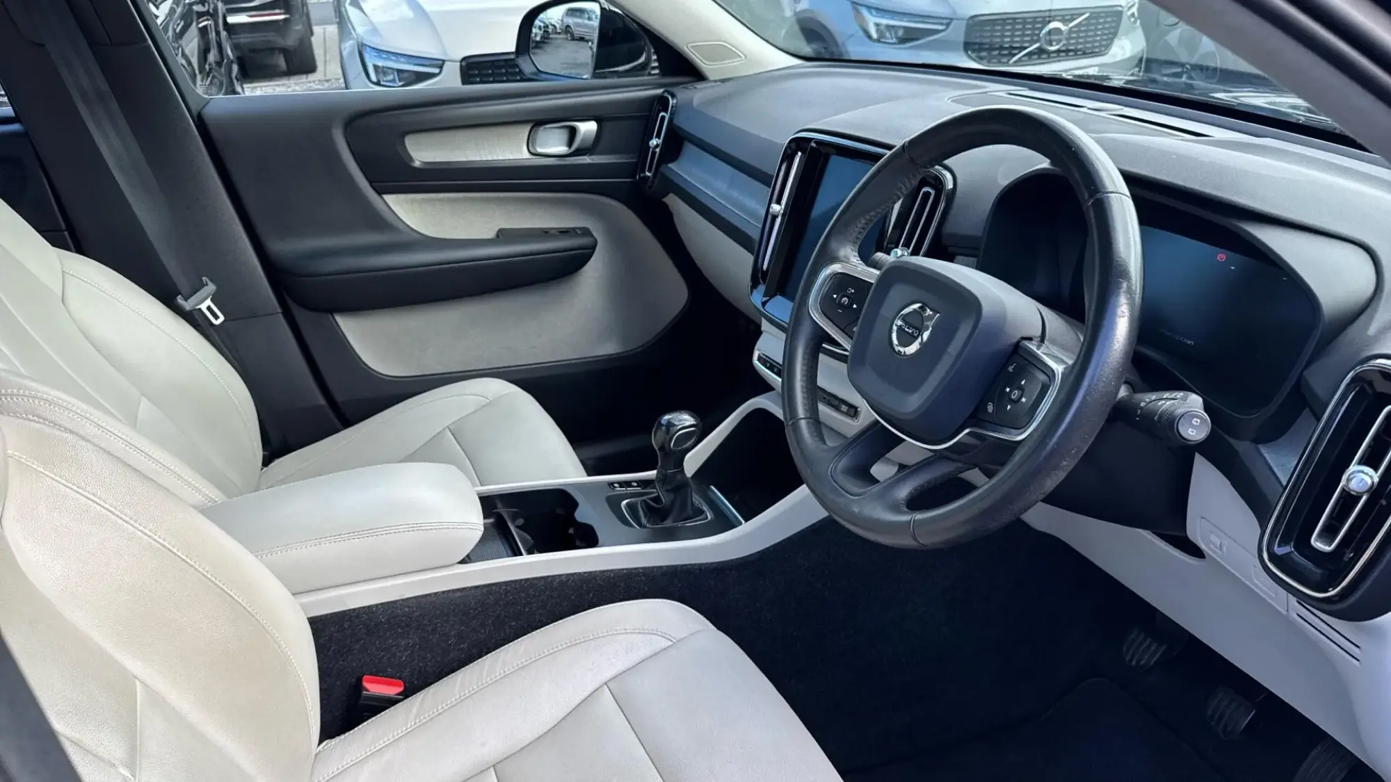 Volvo XC40 Image 4