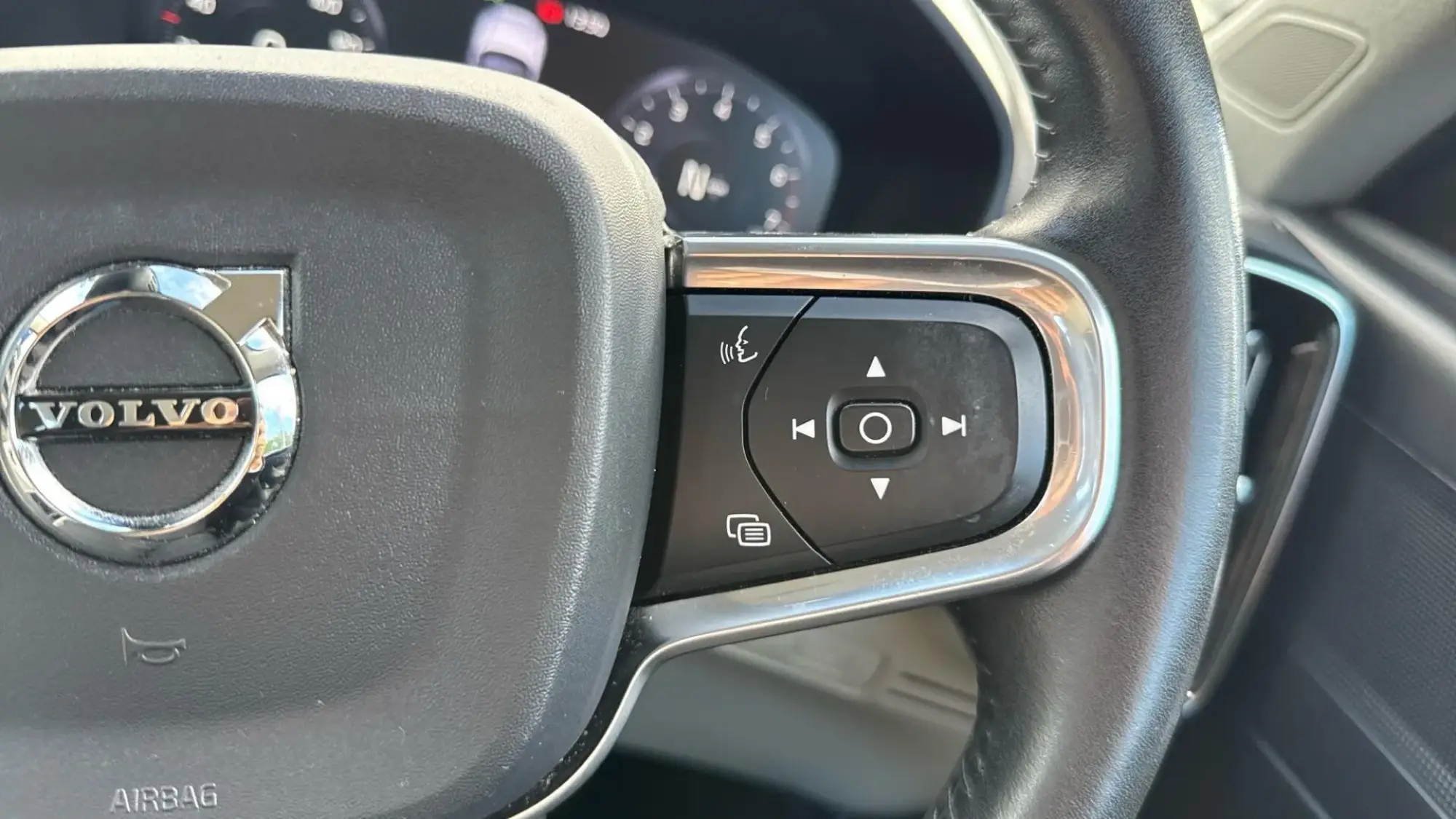 Volvo XC40 Image 22