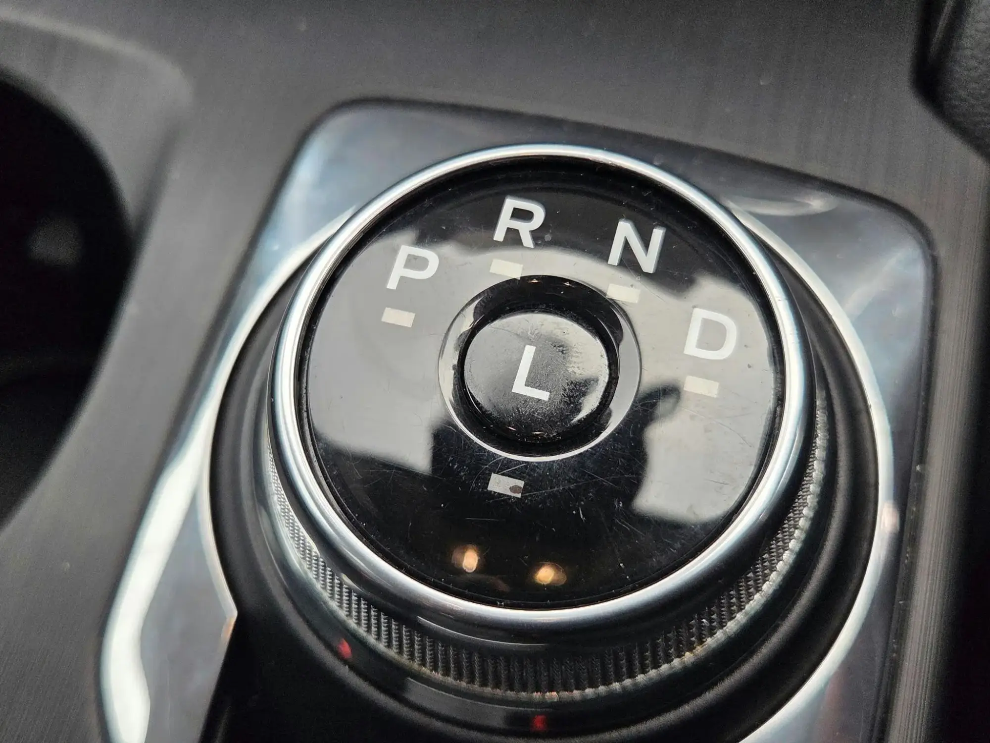 Ford Kuga Hybrid Image 12 Ford Kuga Hybrid Image 12