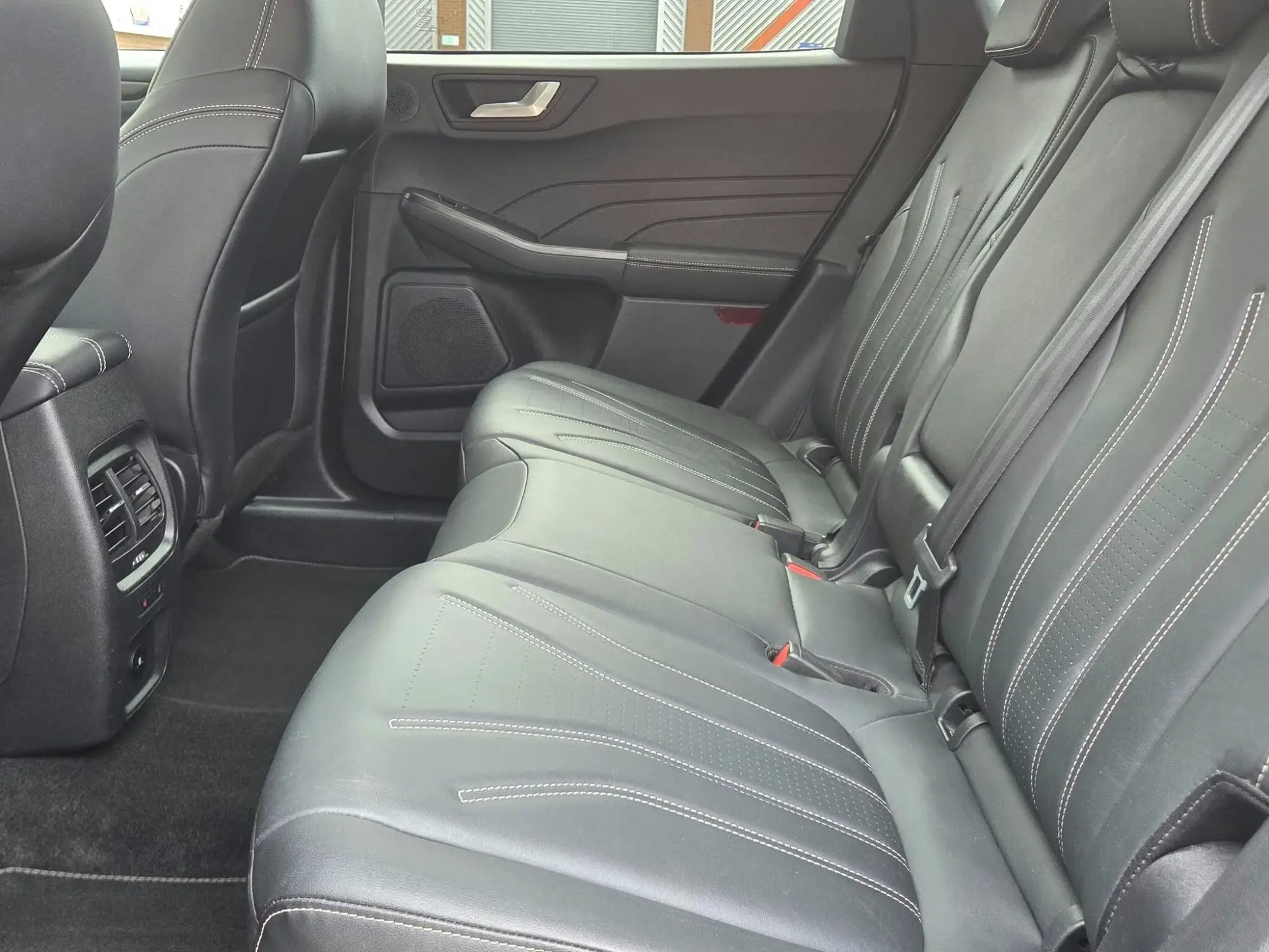 Ford Kuga Hybrid Image 15 Ford Kuga Hybrid Image 15