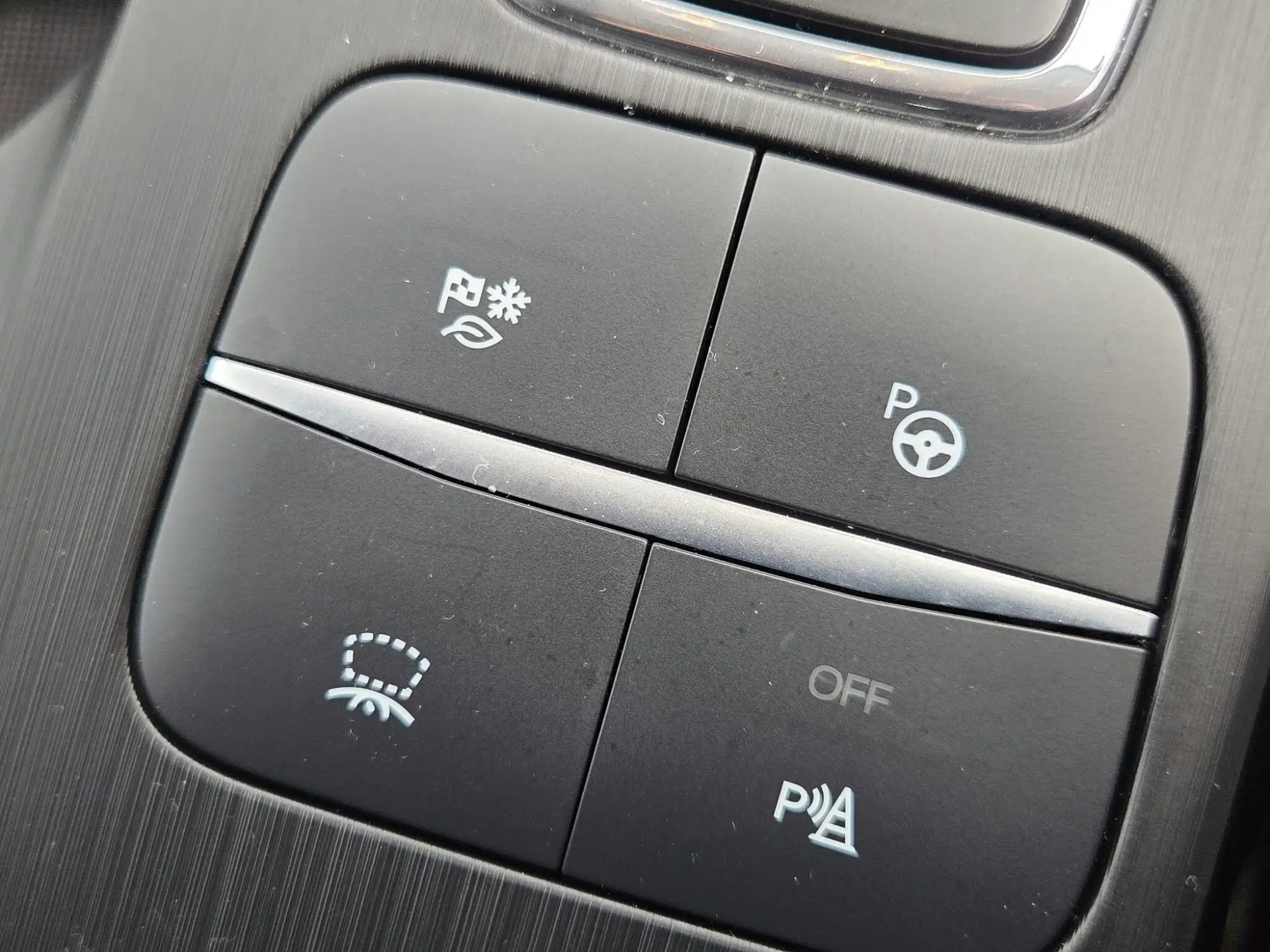 Ford Kuga Hybrid Image 22 Ford Kuga Hybrid Image 22