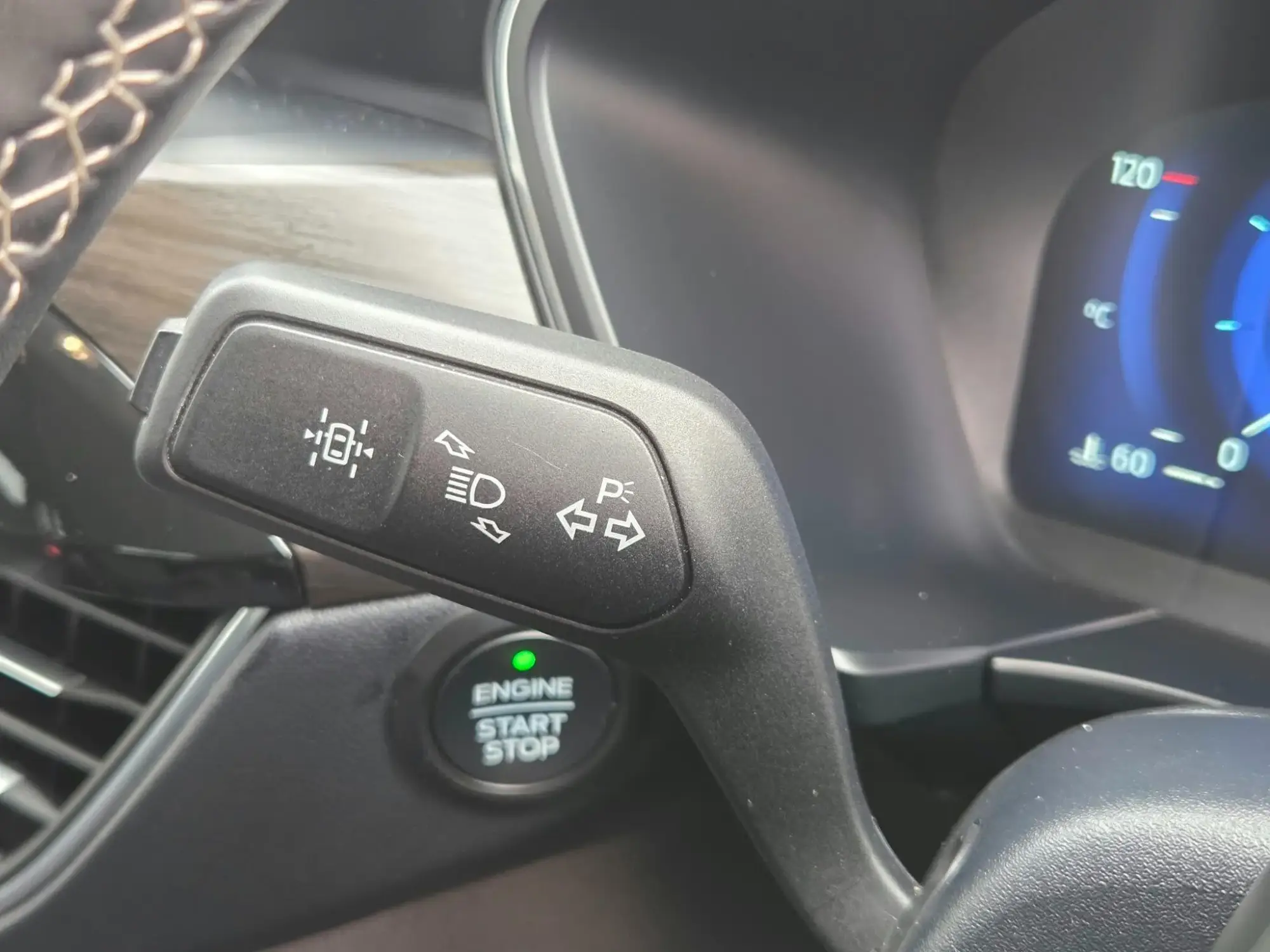 Ford Kuga Hybrid Image 24 Ford Kuga Hybrid Image 24