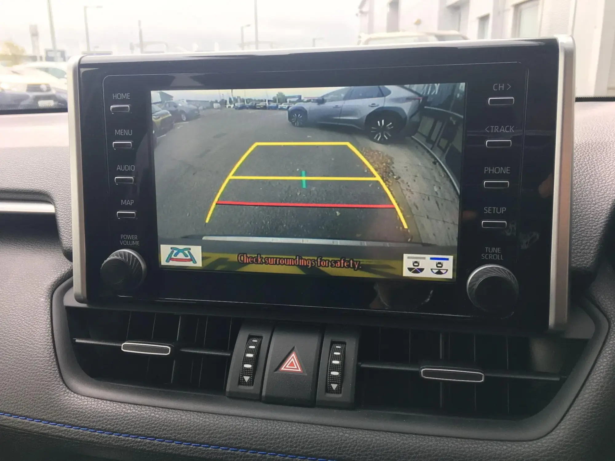 Toyota RAV4 Image 20